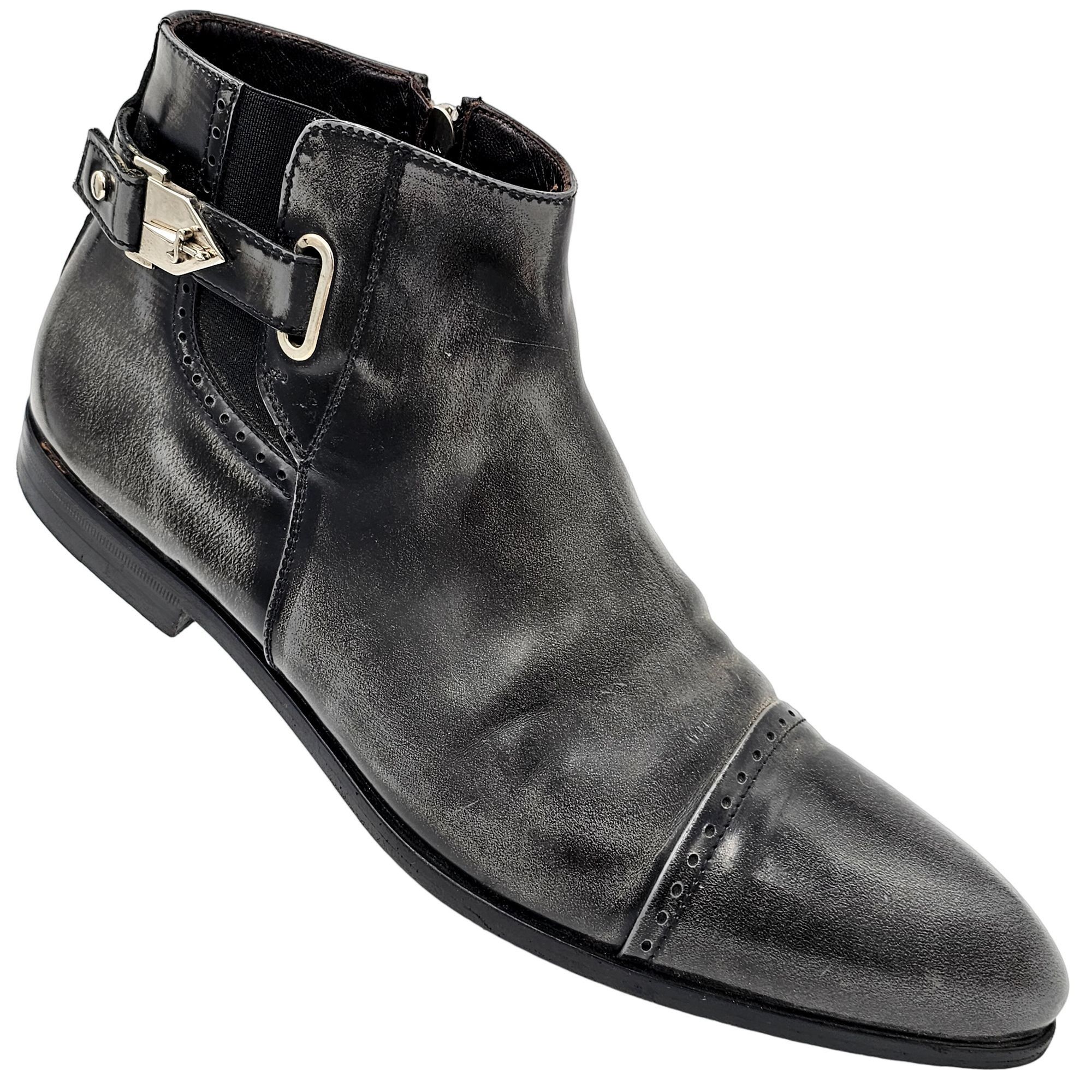 image of Cesare Paciotti Designer Italy Gray Black Leather Zip Ankle Shoes in Dark Gray/Black, Men's (Size 8