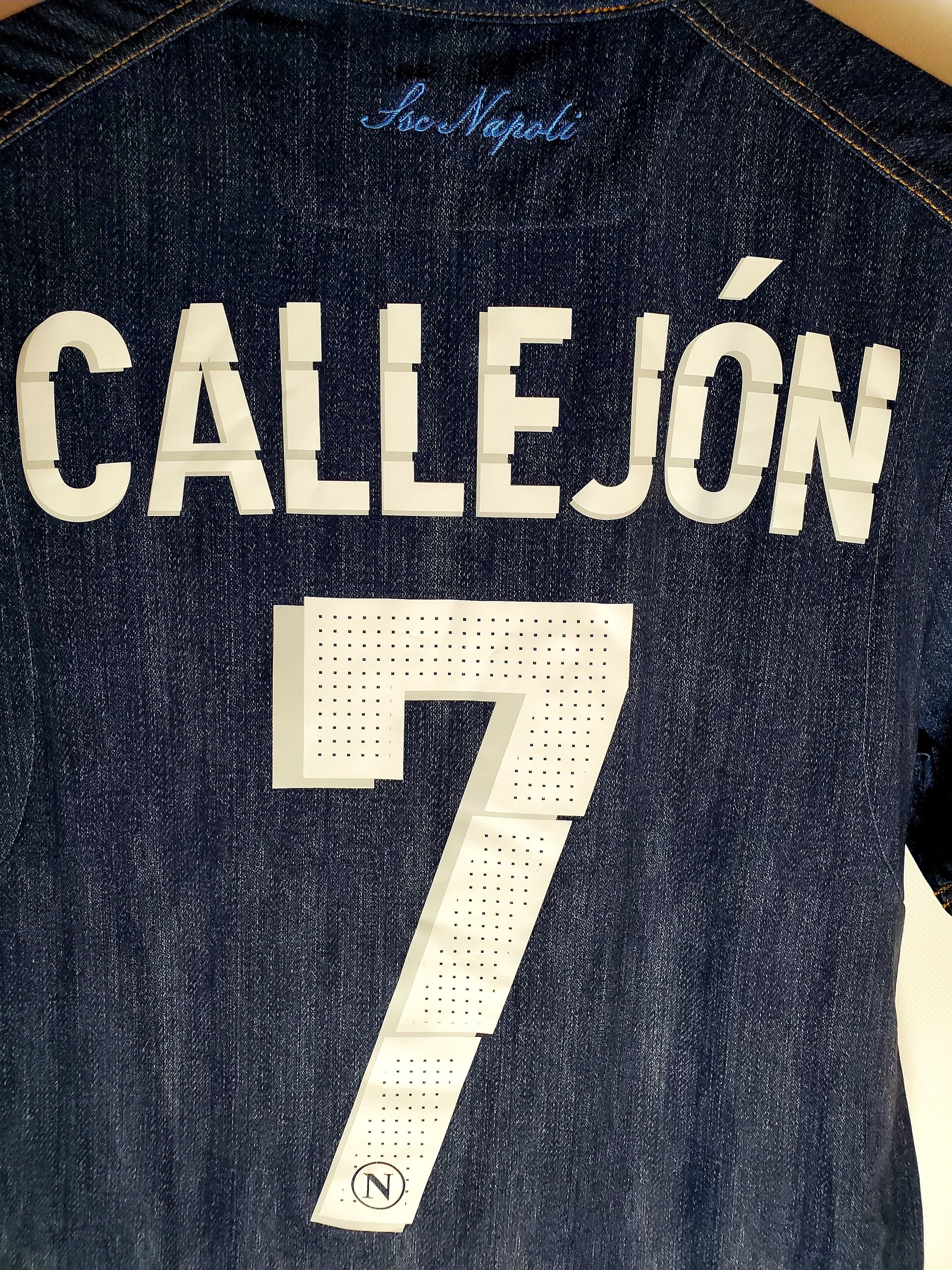 Macron × Vintage Napoli Away football 2014/2015 Soccer Jersey José Callejón M Size US M / EU 48-50 / 2 - 7 Thumbnail