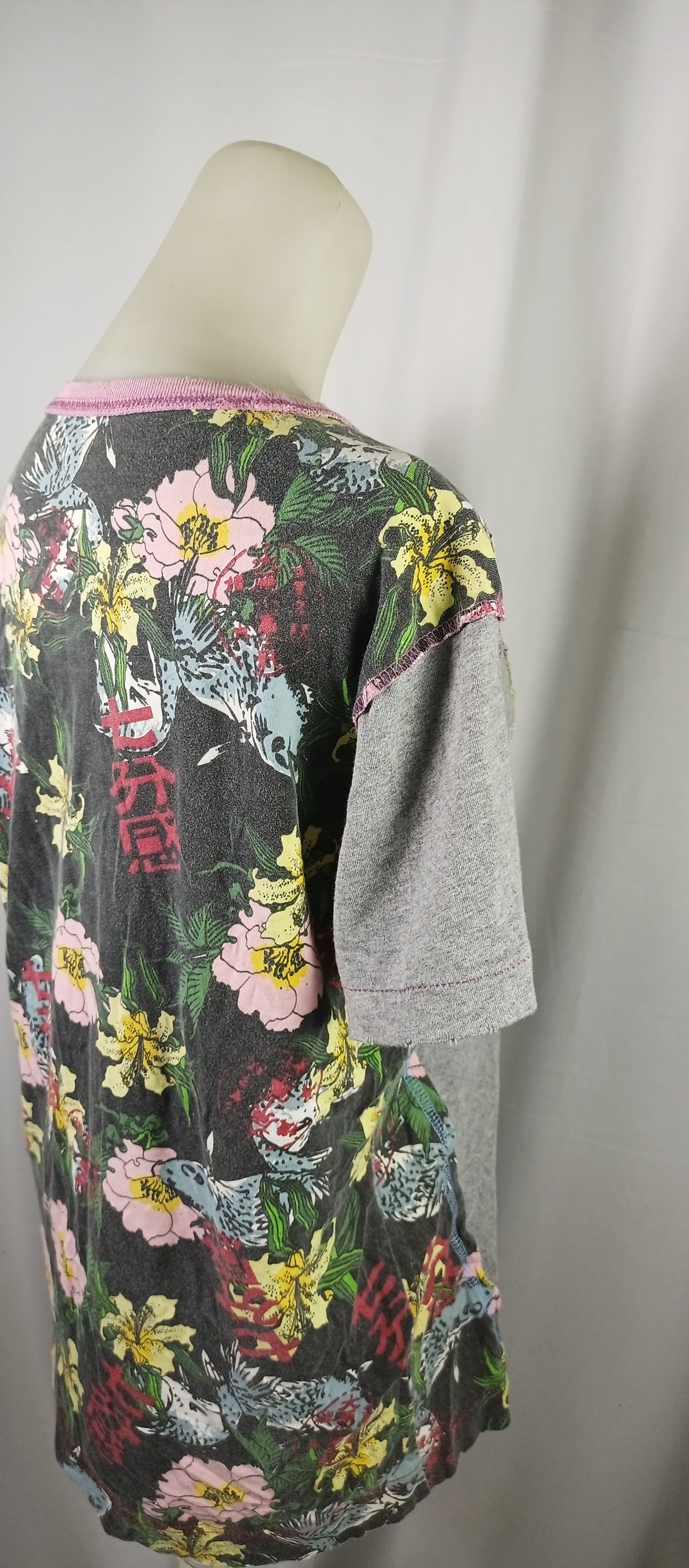 Energie × Vintage Energie Black South Short Sleeve TShirt Size L / US 10 / IT 46 - 11 Thumbnail