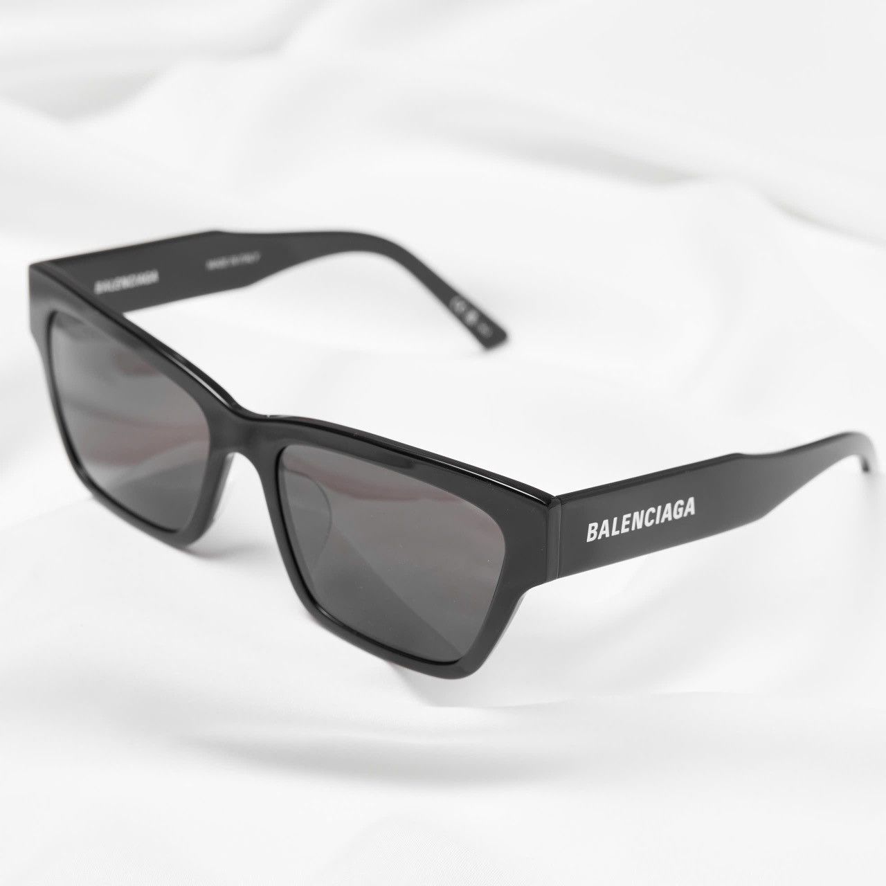Balenciaga BALENCIAGA BB0307SA 001 SUNGLASSES Size ONE SIZE - 2 Thumbnail