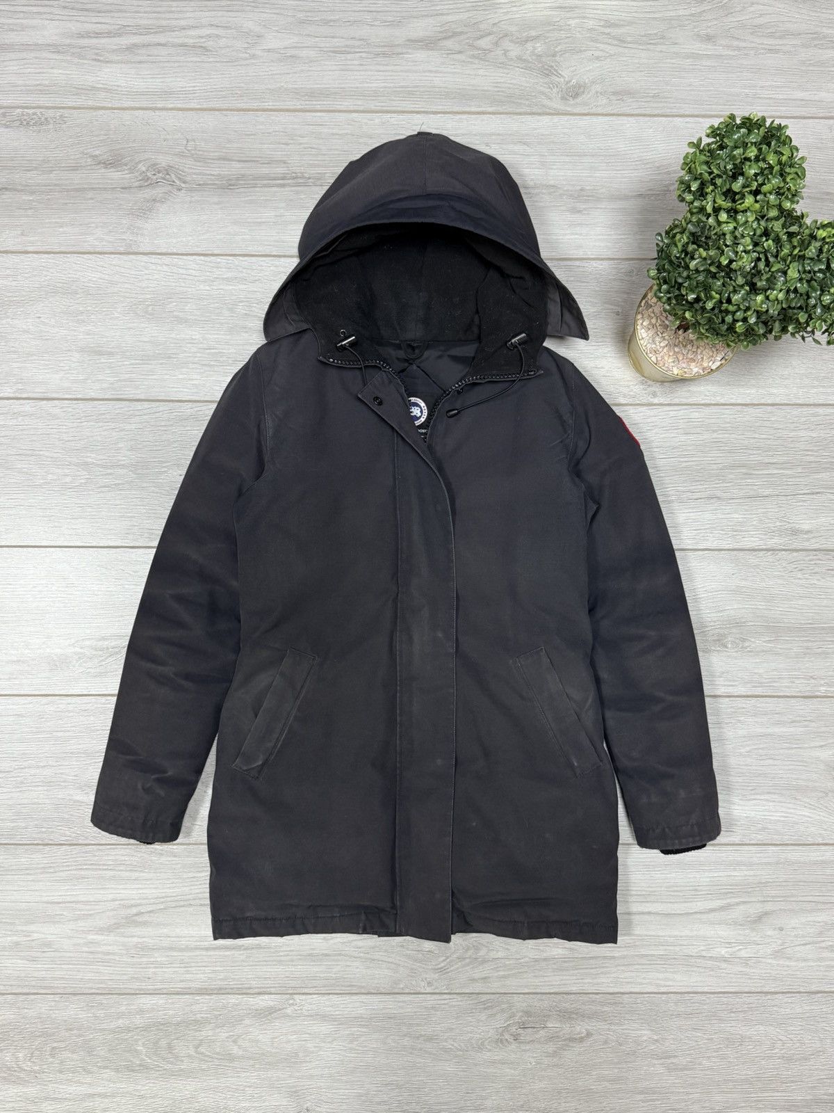 Canada Goose Canada Goose Victoria down fur parka puffer jacket Size M / US 6-8 / IT 42-44 - 1 Thumbnail