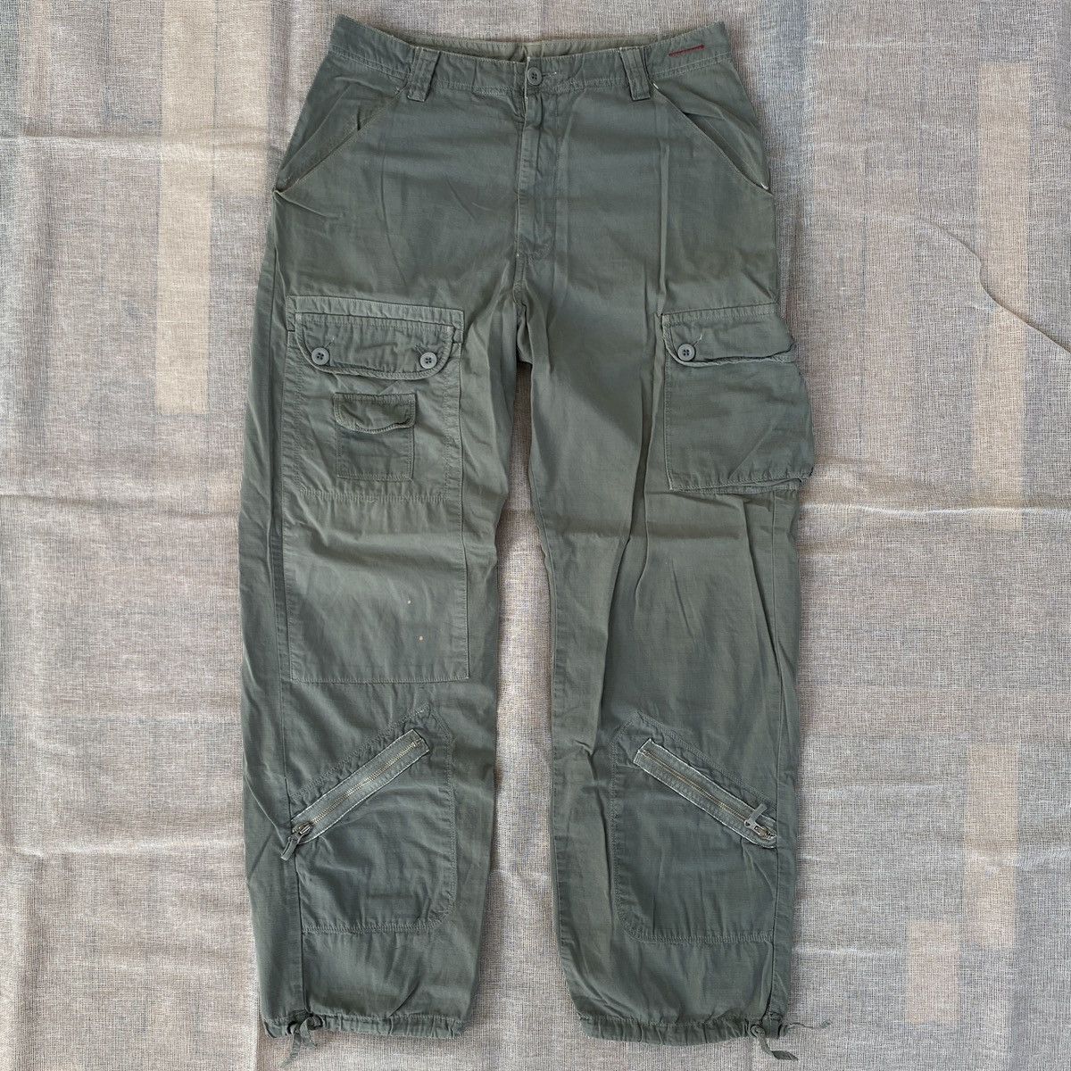 Guess Vintage Guess Cargo Pants Size US 32 / EU 48 - 2 Thumbnail