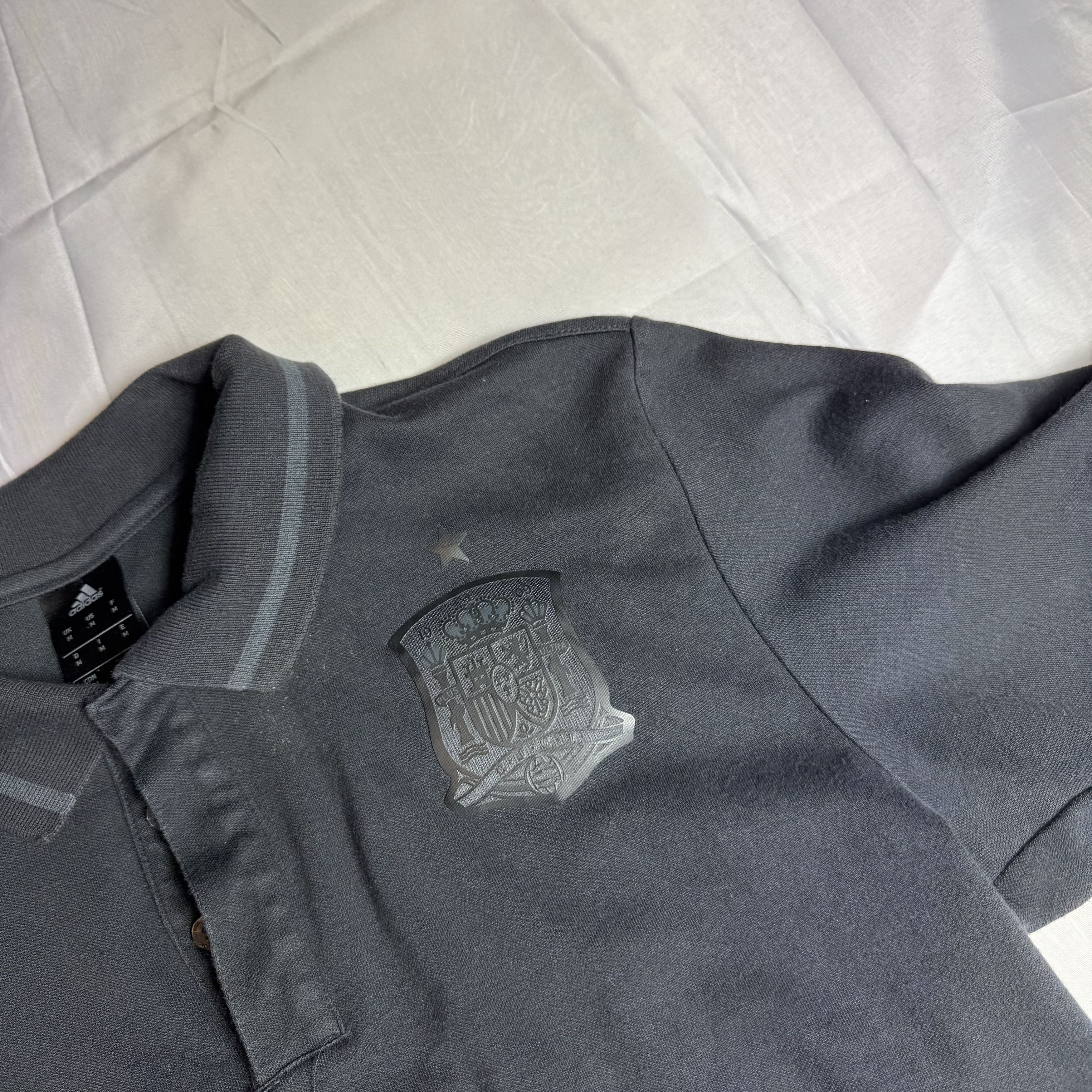Adidas Adidas Spain Black Polo Shirt National Team Crest M Size US M / EU 48-50 / 2 - 2 Thumbnail