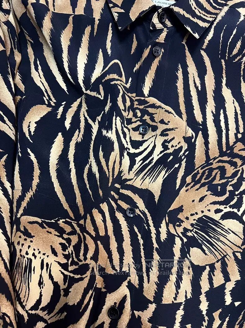 Saint Laurent Paris Saint Laurent Paris size 41 Tiger-Print Full-Print Silk Shi Size US M / EU 48-50 / 2 - 4 Thumbnail