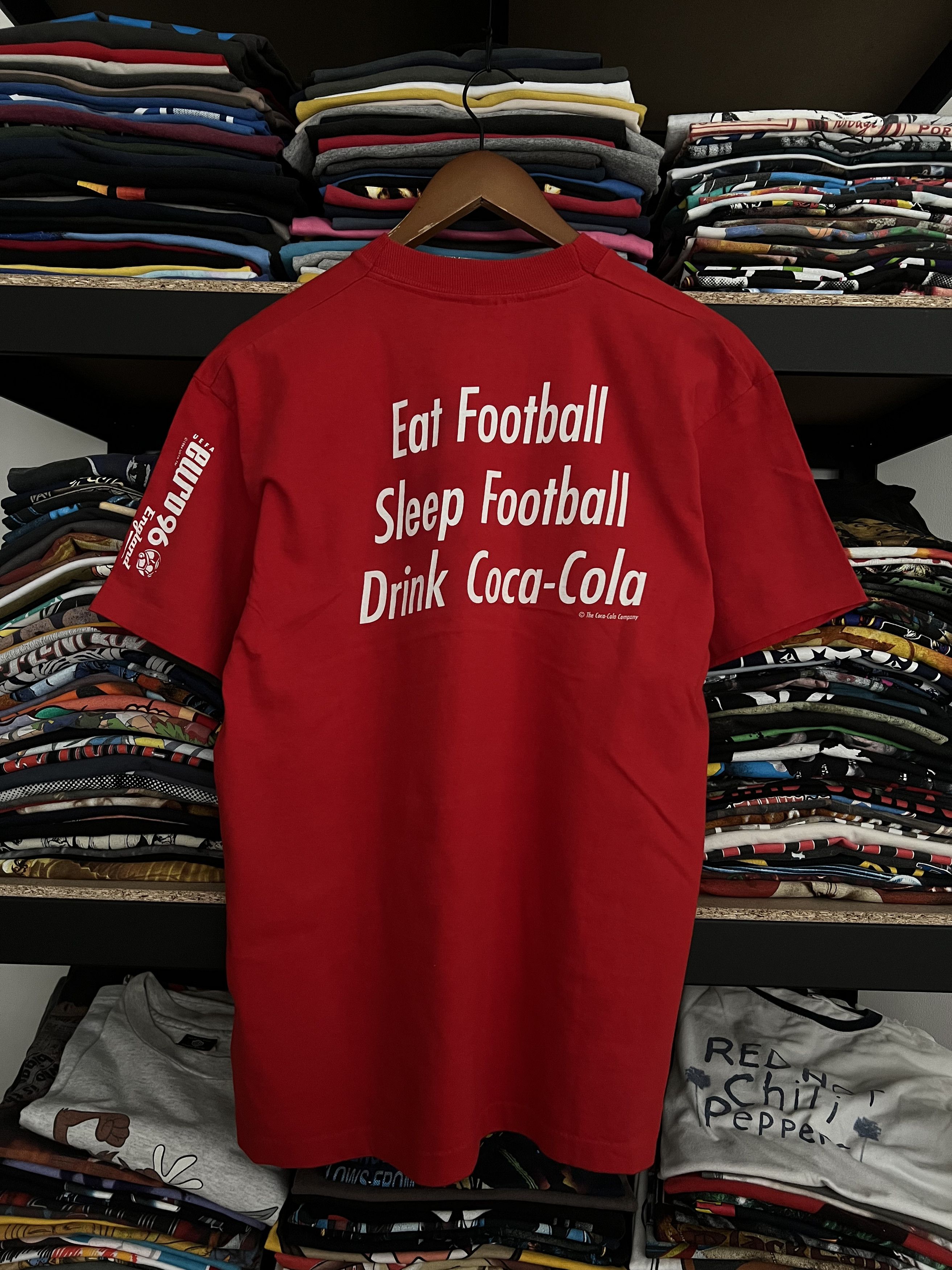 Coca Cola Vintage 1996 Coca Cola UEFA Euro 96 England Promo T-shirt Size US M / EU 48-50 / 2 - 3 Thumbnail