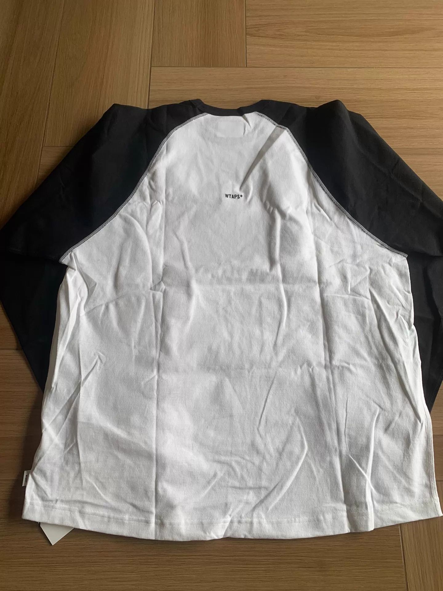 Wtaps WTAPS IAN Dropped Shoulder LS Cotton T-Shirt Size 4 Size US XL / EU 56 / 4 - 2 Thumbnail