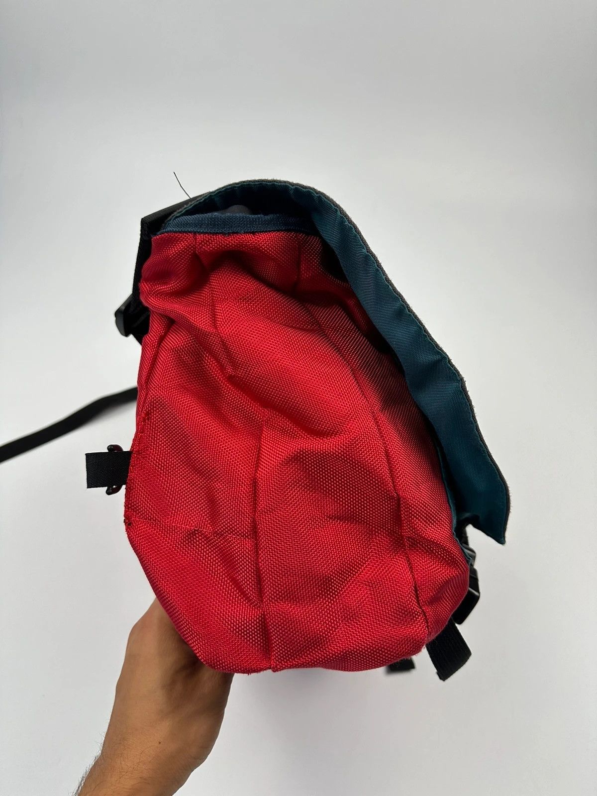 Marithe + Francois Girbaud Marithé + François Girbaud Red & Black Messenger Bag Size ONE SIZE - 11 Thumbnail