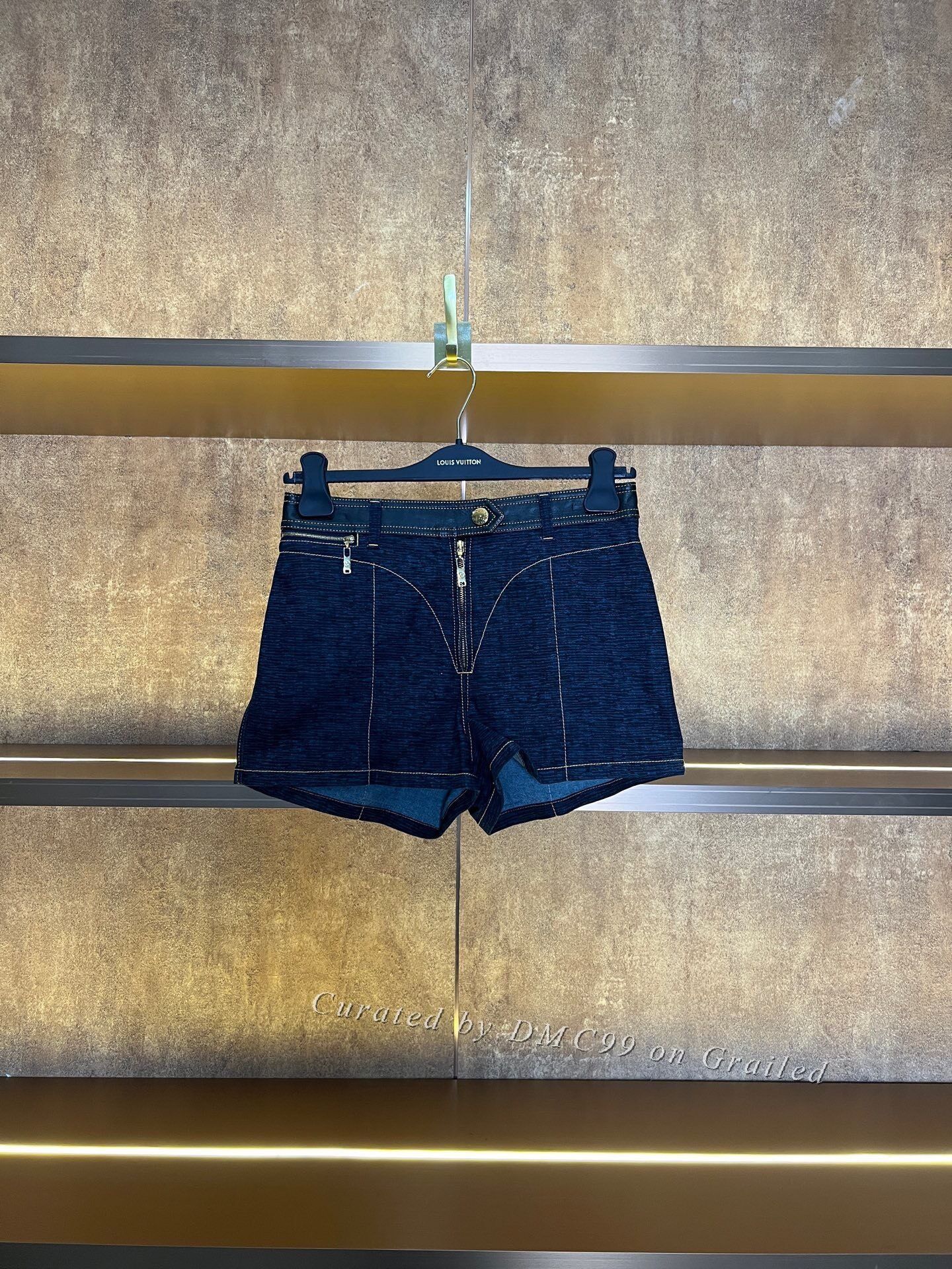 Louis Vuitton LV Denim Shorts Size US 40 / EU 56 - 1 Thumbnail