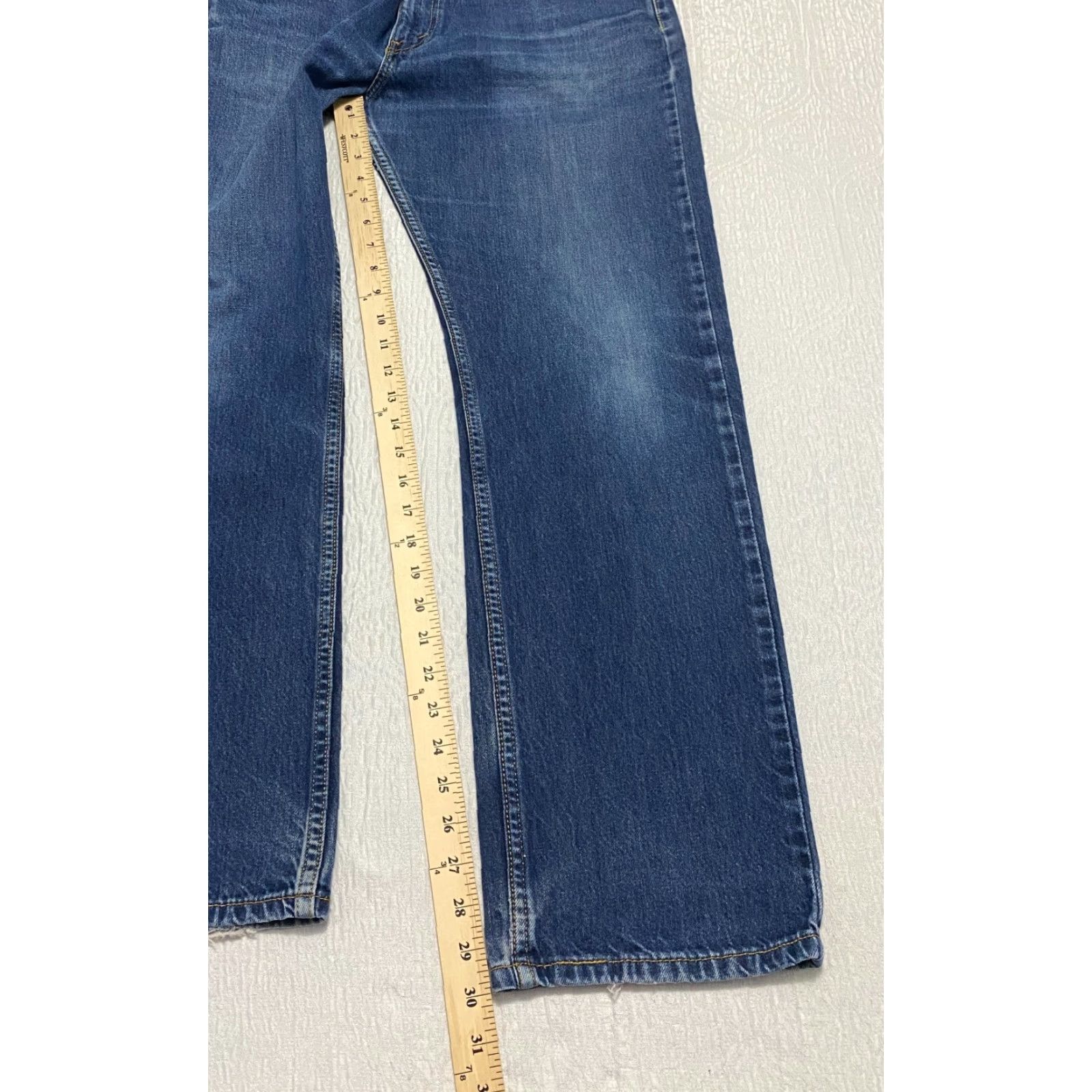 Levi's VINTAGE Levi's 505 Regular Jeans Mens 36 Blue 90s Grunge Distressed Medium Wash 5-Pocket Mens Clothing Size US 36 / EU 52 - 7 Thumbnail