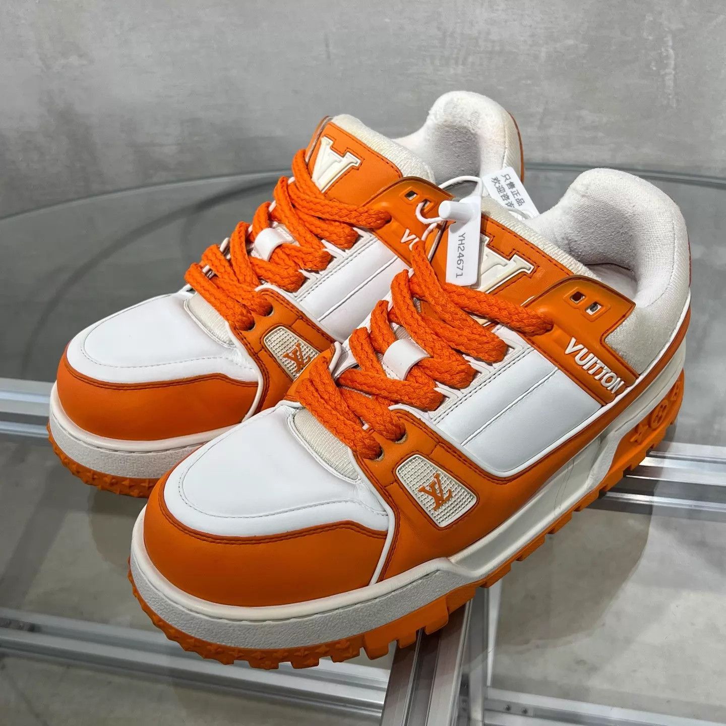 Louis Vuitton LV Trainer White Orange UK8 42 EU Size US 9 / EU 42 - 2 Thumbnail