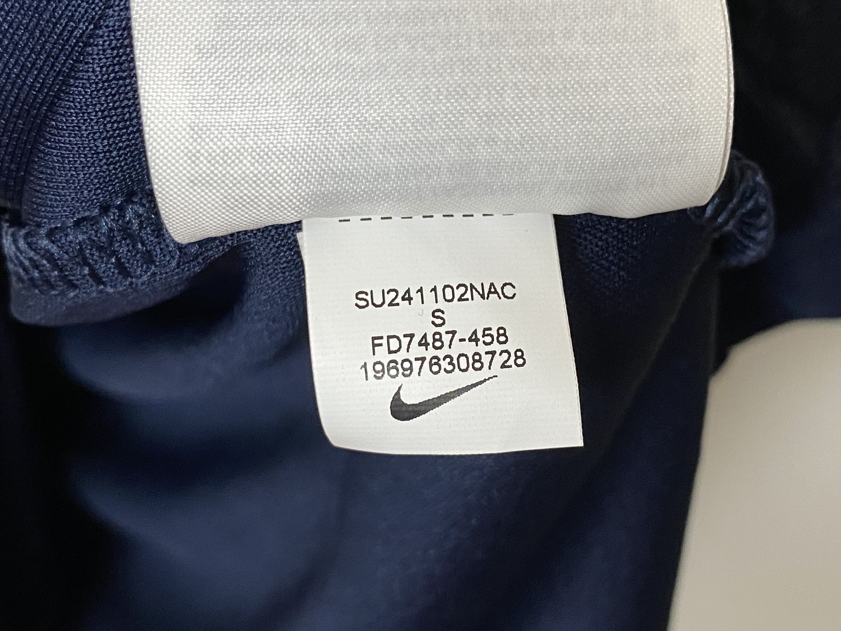 Nike PORTSMOUTH 2024 2025 TRAINING FOOTBALL SHIRT SOCCER JERSEY Size US S / EU 44-46 / 1 - 6 Thumbnail
