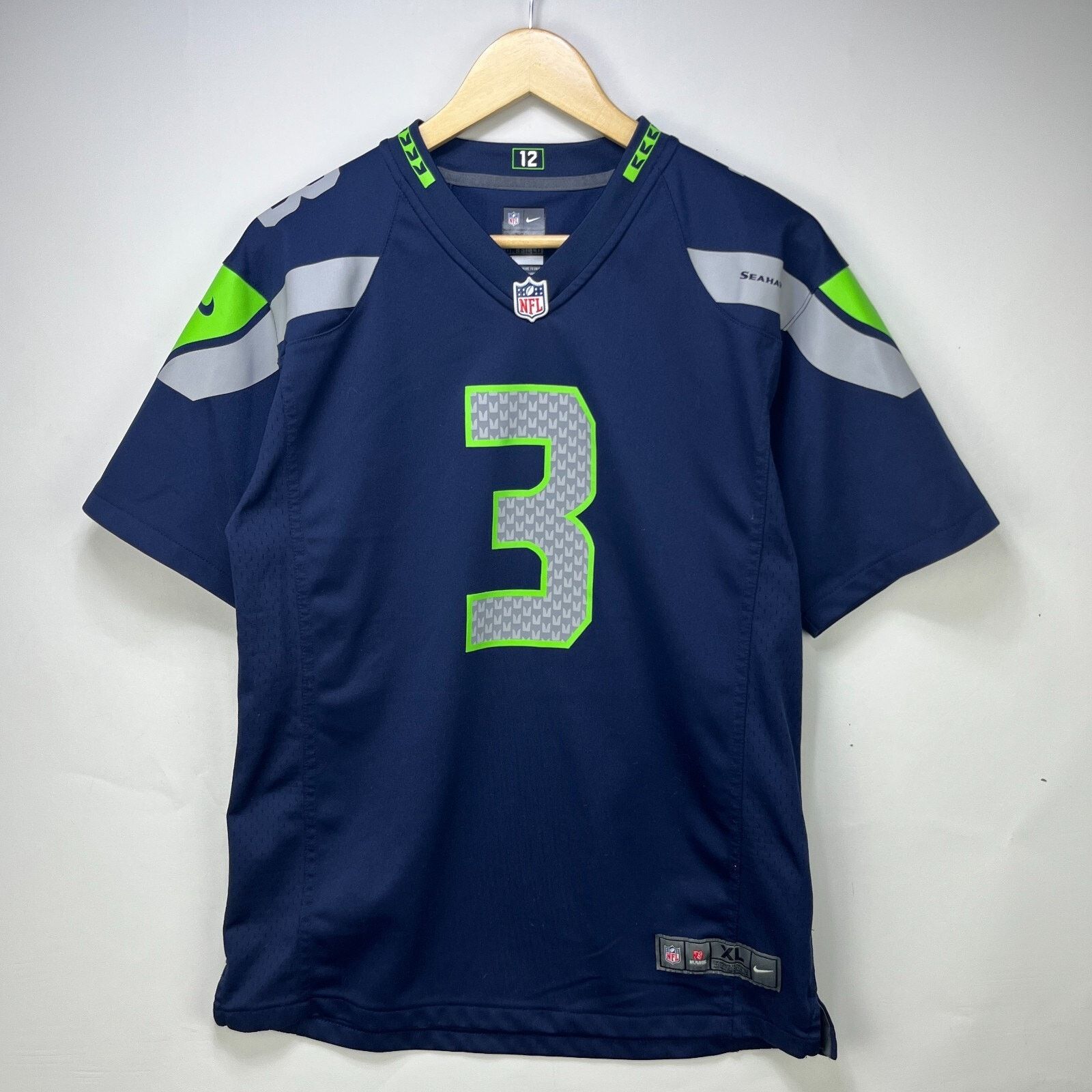 Nike × Vintage Vintage Seattle Seahawks On-Field Youth XL Russell Wilson Size US XL / EU 56 / 4 - 1 Thumbnail