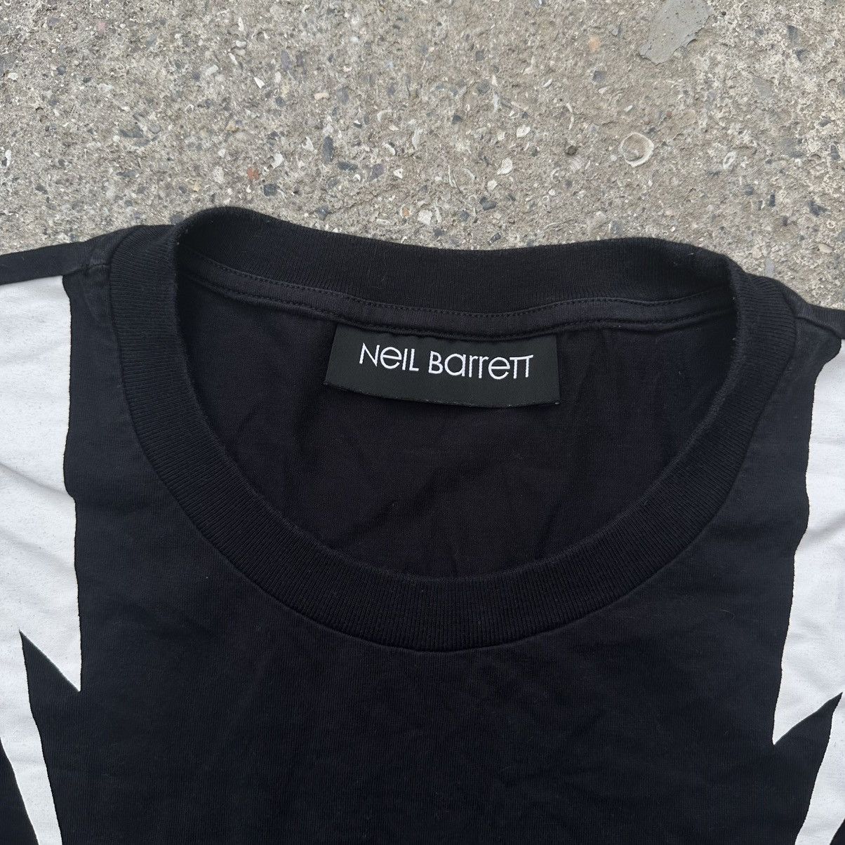 Neil Barrett RARE Neil Barrett lightning strike Tee Shirt Size US L / EU 52-54 / 3 - 4 Thumbnail