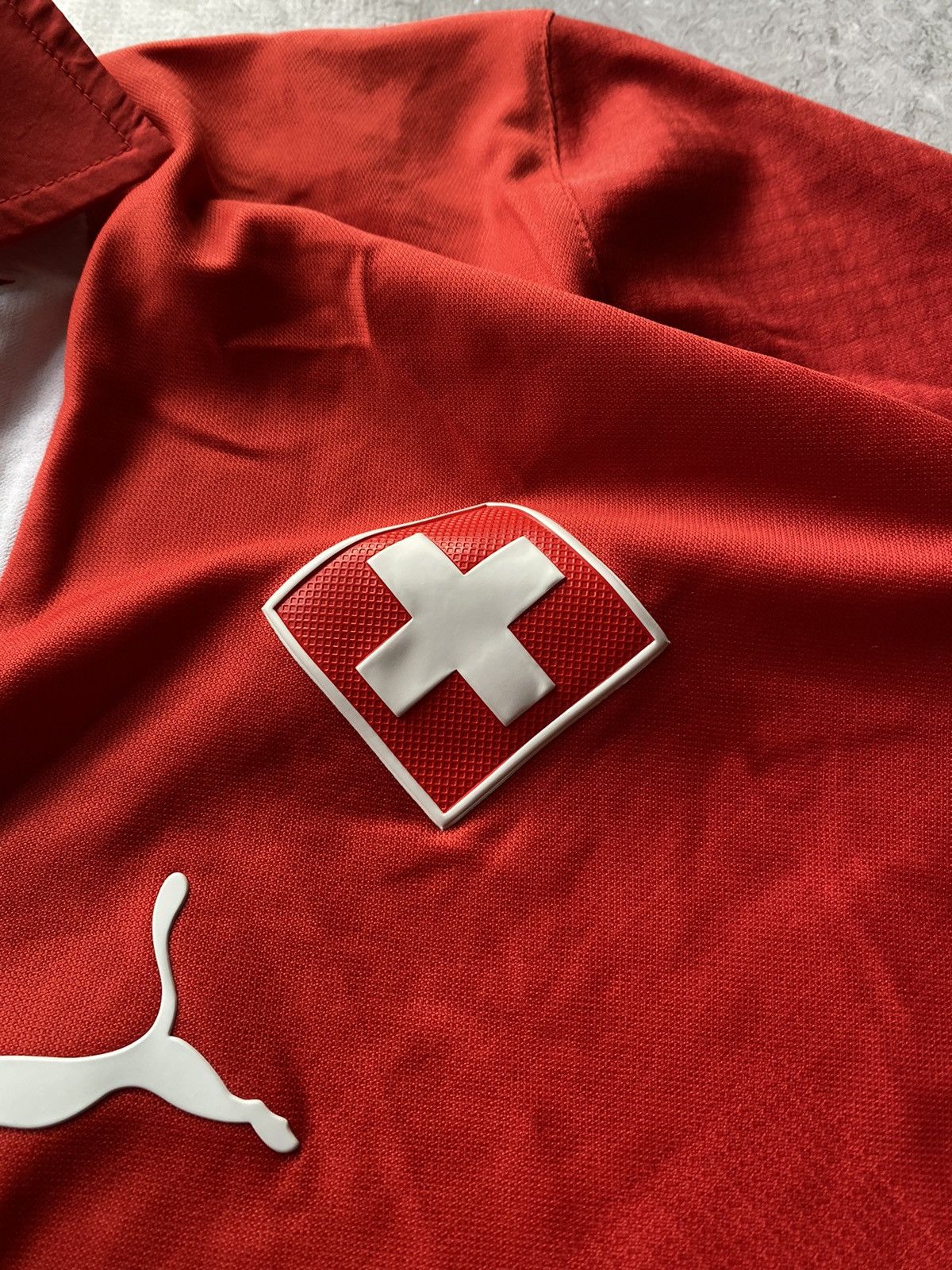 Puma PUMA Switzerland 2014/2015 Home Soccer Football Jersey Size US S / EU 44-46 / 1 - 4 Thumbnail