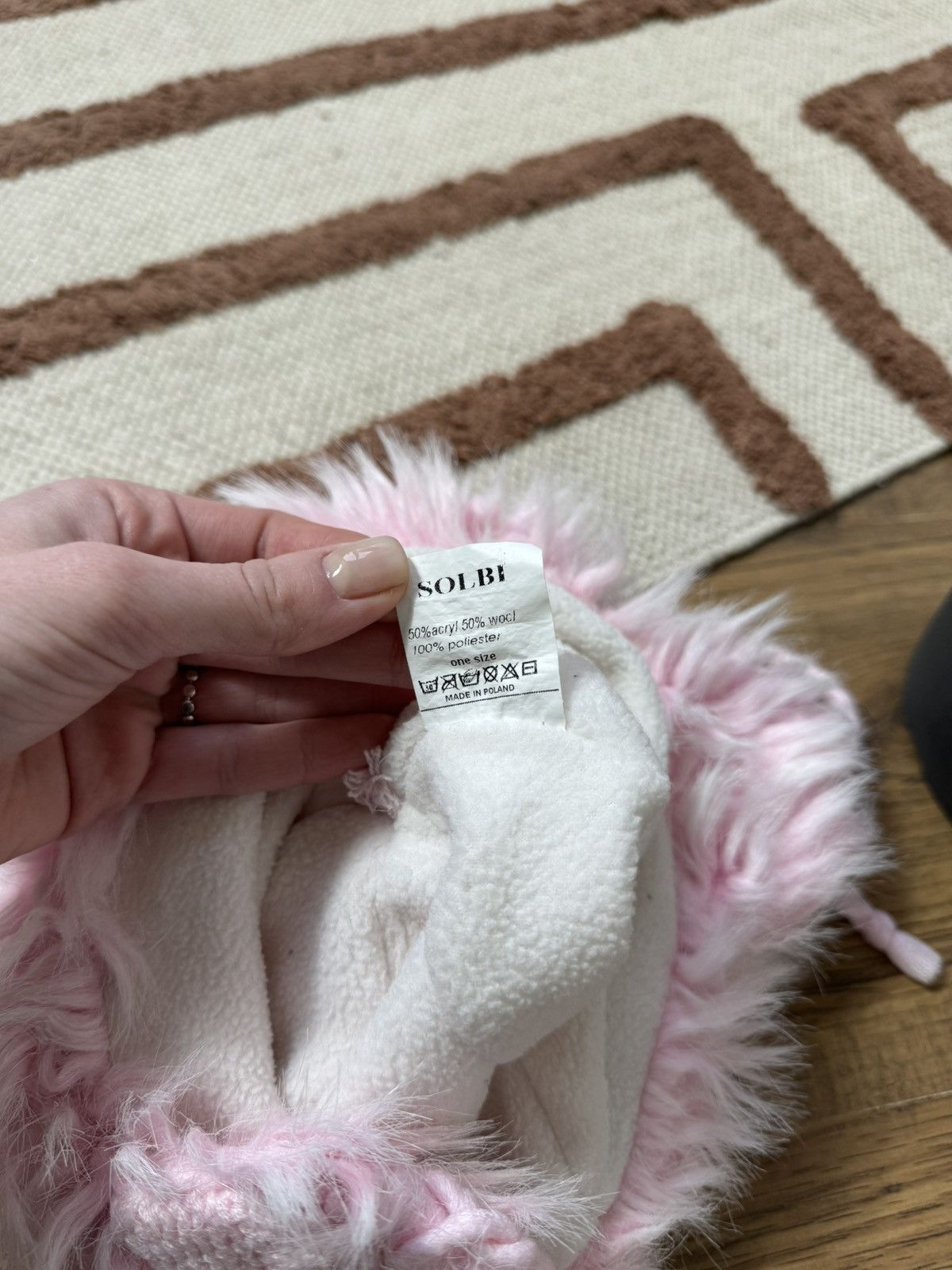 Vintage CUTE Y2K FLUFFY FUR MOHAIR USHANKA KNITTED PINK AVIATOR HAT Size ONE SIZE - 4 Thumbnail
