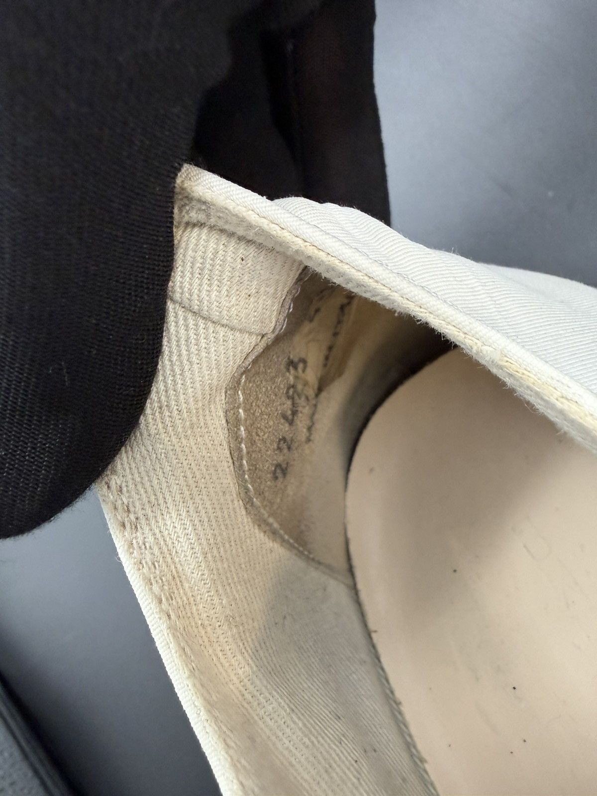 Rick Owens Drkshdw Rick Owens DRKSHDW Abstract Low — Milk/Clear · EU 45 Size US 12 / EU 45 - 10 Thumbnail