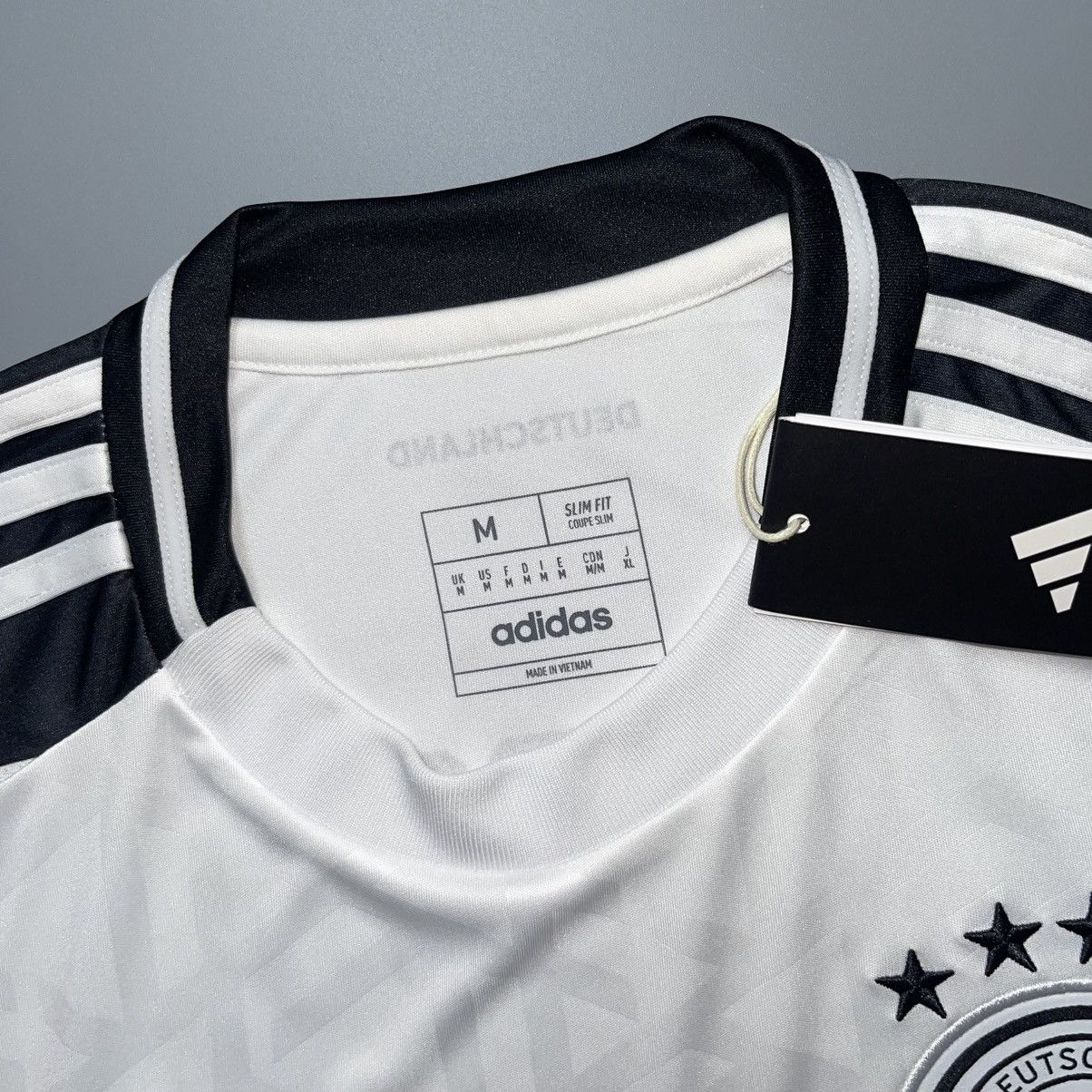 Adidas × Vintage NWT GERMANY ADIDAS 2024 EURO FOOTBALL HOME JERSEY #8 KROOS Size US M / EU 48-50 / 2 - 5 Thumbnail