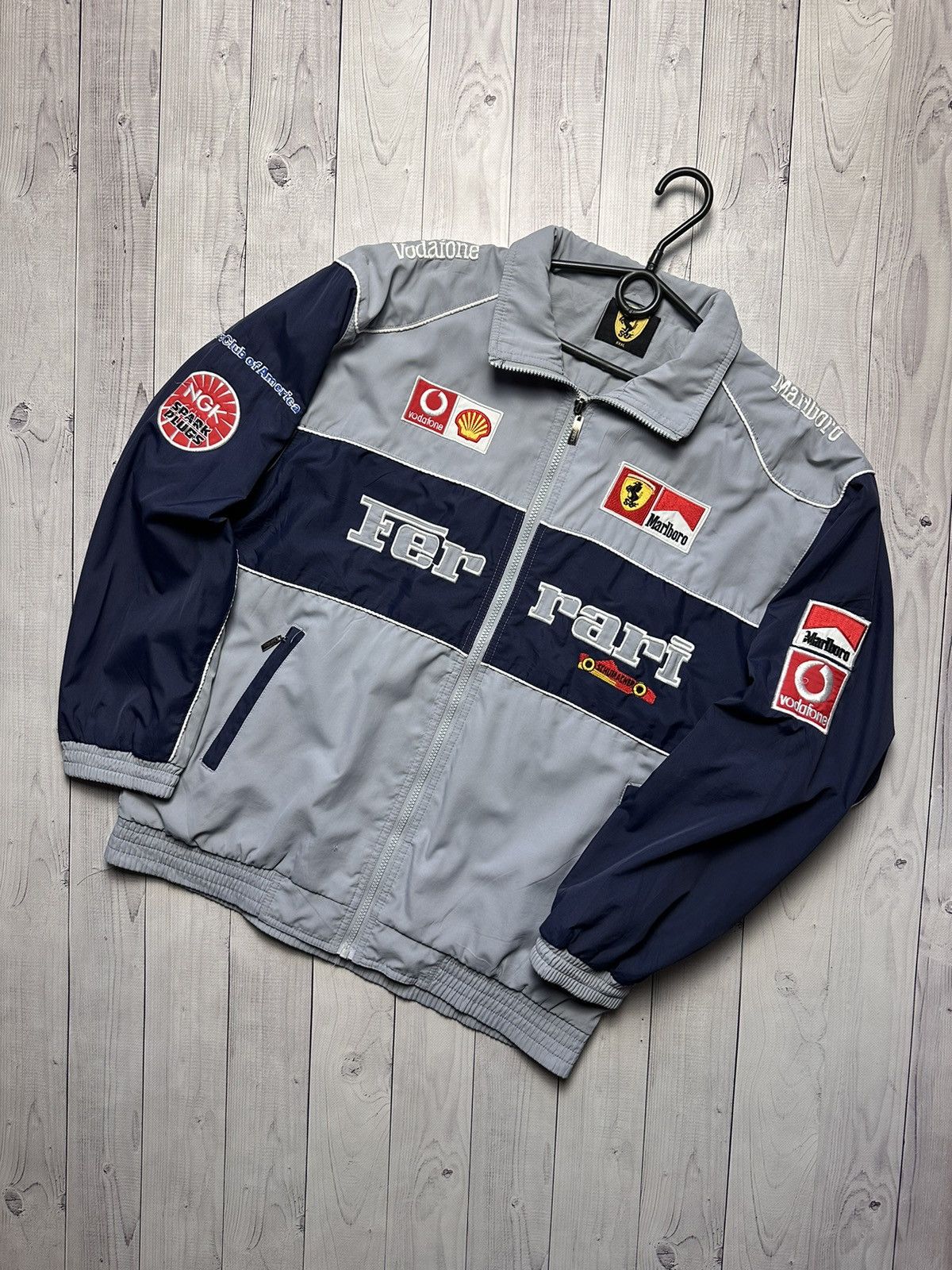 Vintage Vintage Ferrari racing jacket big logo rare size M Size US M / EU 48-50 / 2 - 1 Thumbnail