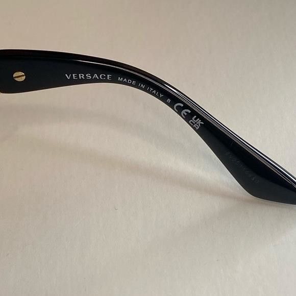 Versace NEW VERSACE VE4395 GB1/87 SUNGLASSES VE 4395","description Size ONE SIZE - 5 Thumbnail