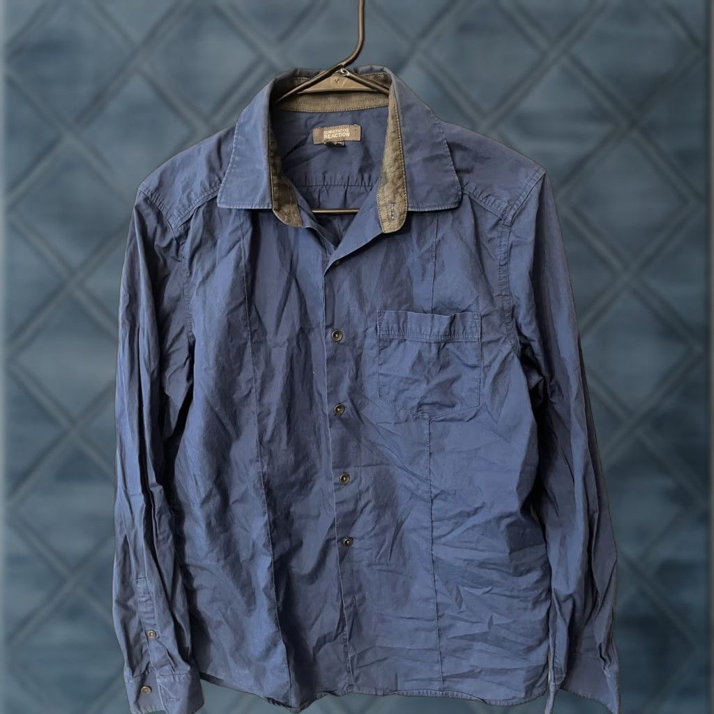 Kenneth Cole Kenneth Cole Shirt Mens Small Blue Solid Regular Fit Button-Up Knit Size US S / EU 44-46 / 1 - 1 Thumbnail