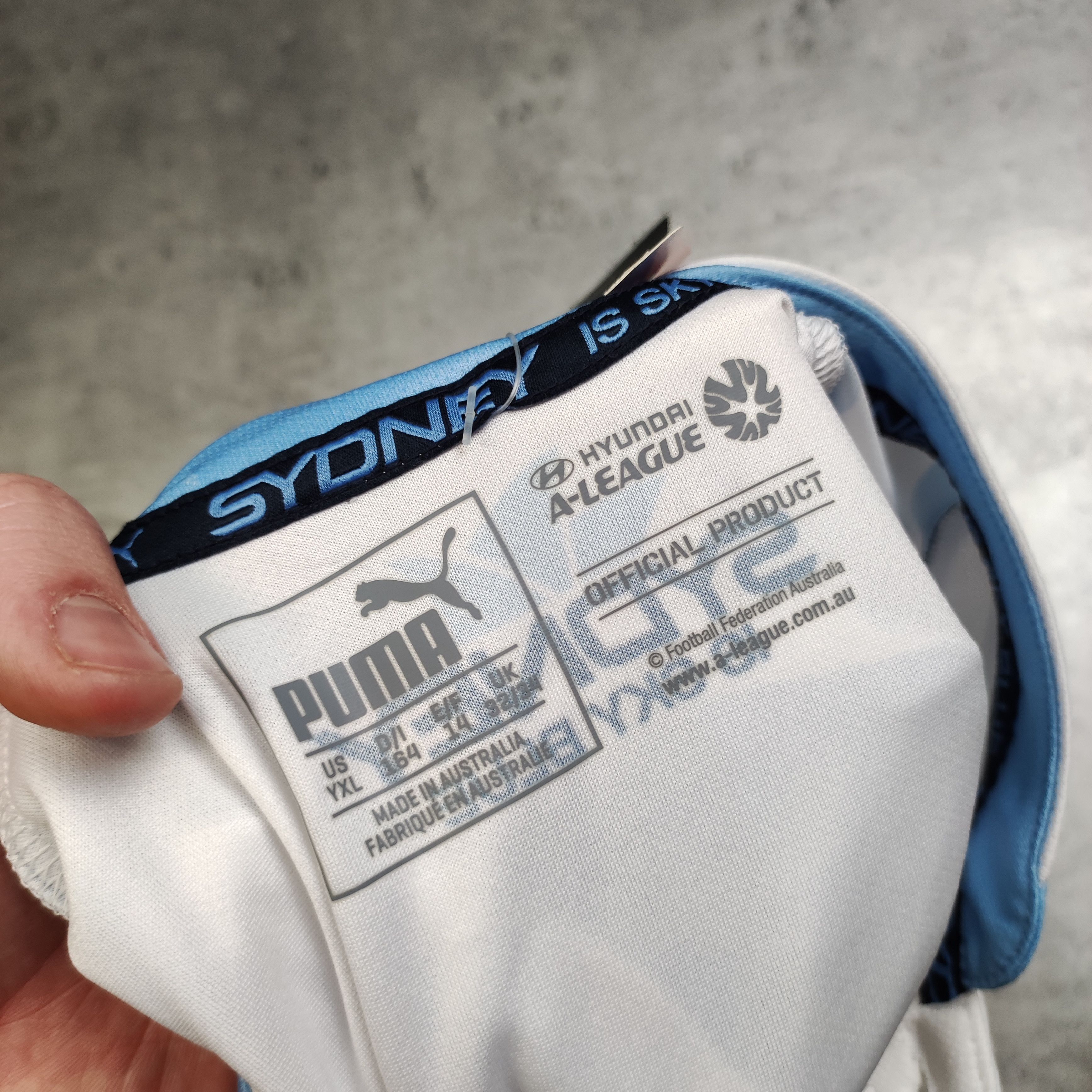 Vintage RARE Football Soccer Puma Sydney FC 16/17 Away Jersey Size US XS / EU 42 / 0 - 7 Thumbnail