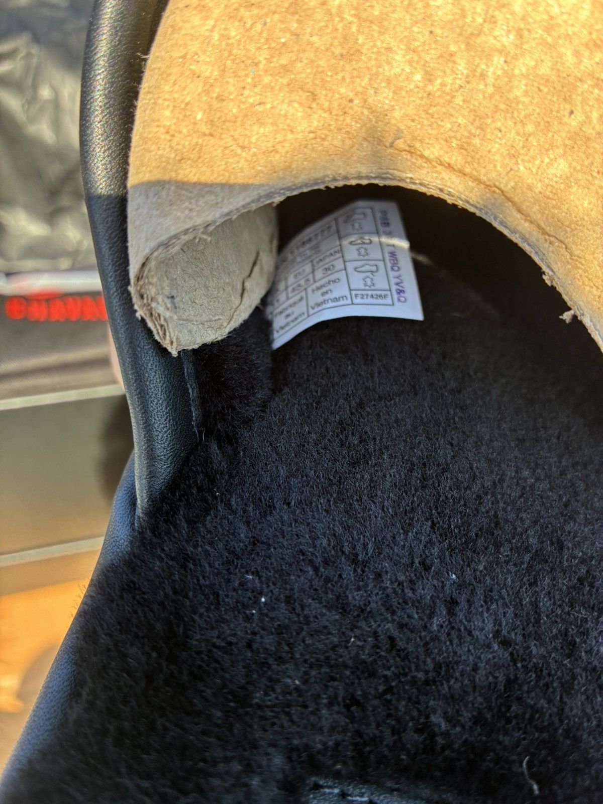 Willy Chavarria Willy Chavarria X uggs hotel slipper 12 Size US 12 / EU 45 - 6 Thumbnail