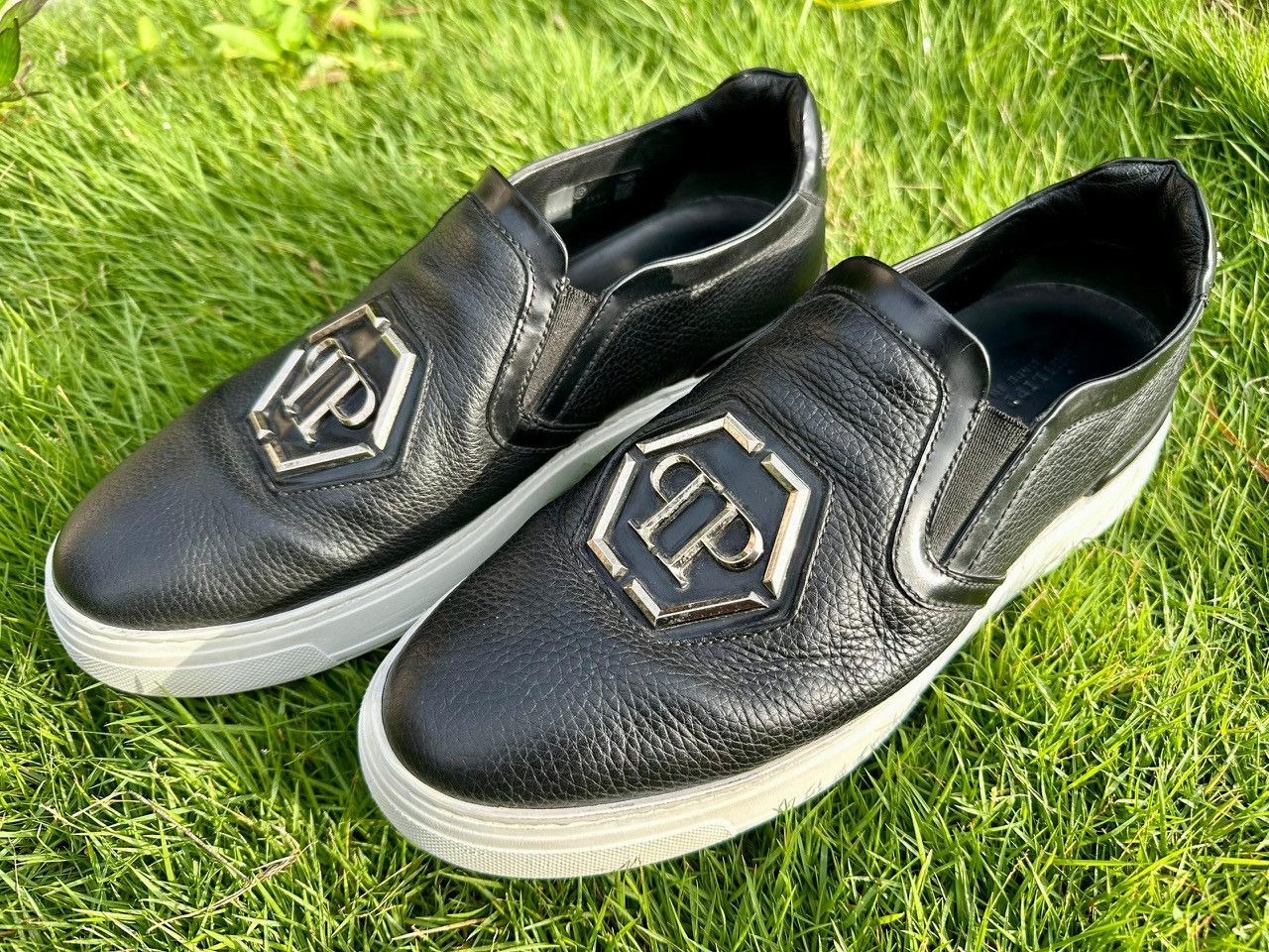Philipp Plein Authentic Philipp Plein Hexagon Logo Leather Slip On Size US 7.5 / EU 40-41 - 2 Thumbnail