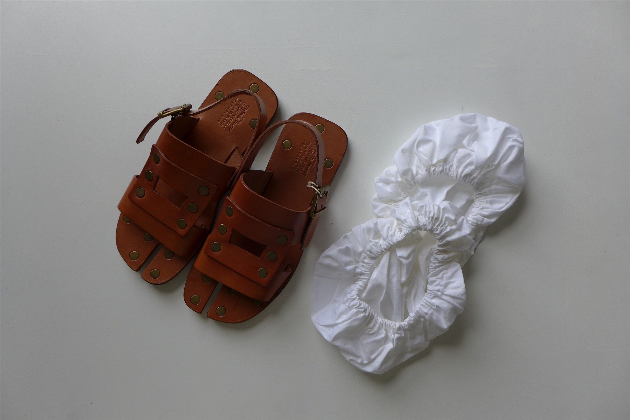 Maison Margiela *Size 39* Margiela Tabi Sandals - Brown Calf Leather Size US 6 / IT 36 - 1 Thumbnail