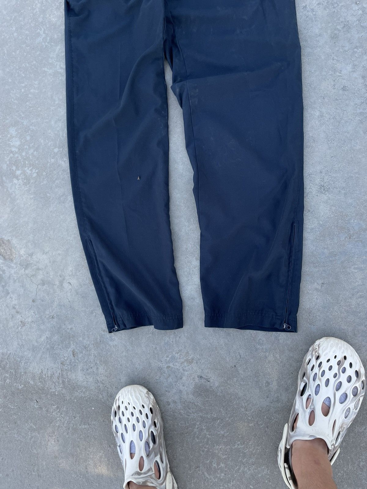 Nike Nike Vintage 90s Nylon Navy Joggers Y2K Drill Swoosh Pants Size US 32 / EU 48 - 4 Thumbnail