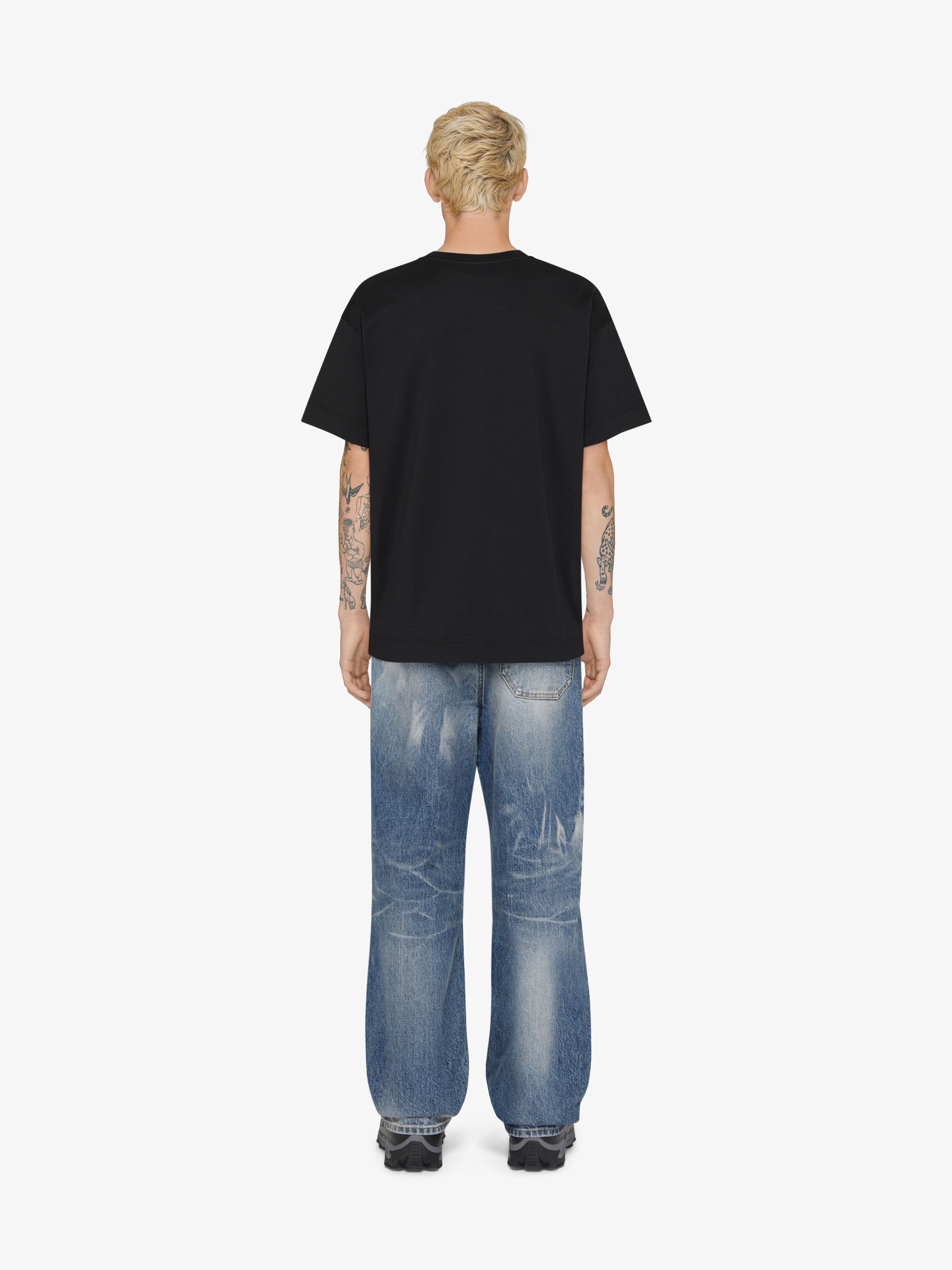 Givenchy o1w1db10326 Regular T-Shirt in Black Size US XXL / EU 58 / 5 - 4 Thumbnail