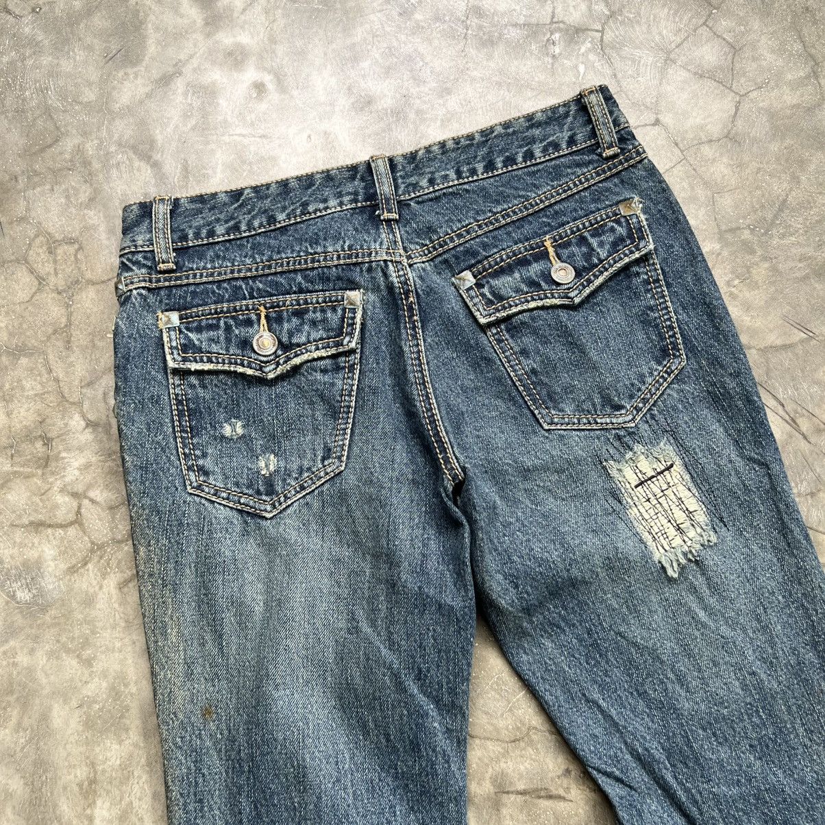 Le Grande Bleu (L.G.B.) 2000s LGB Style Studed Distressed Flare Jeans Size US 29 - 4 Thumbnail