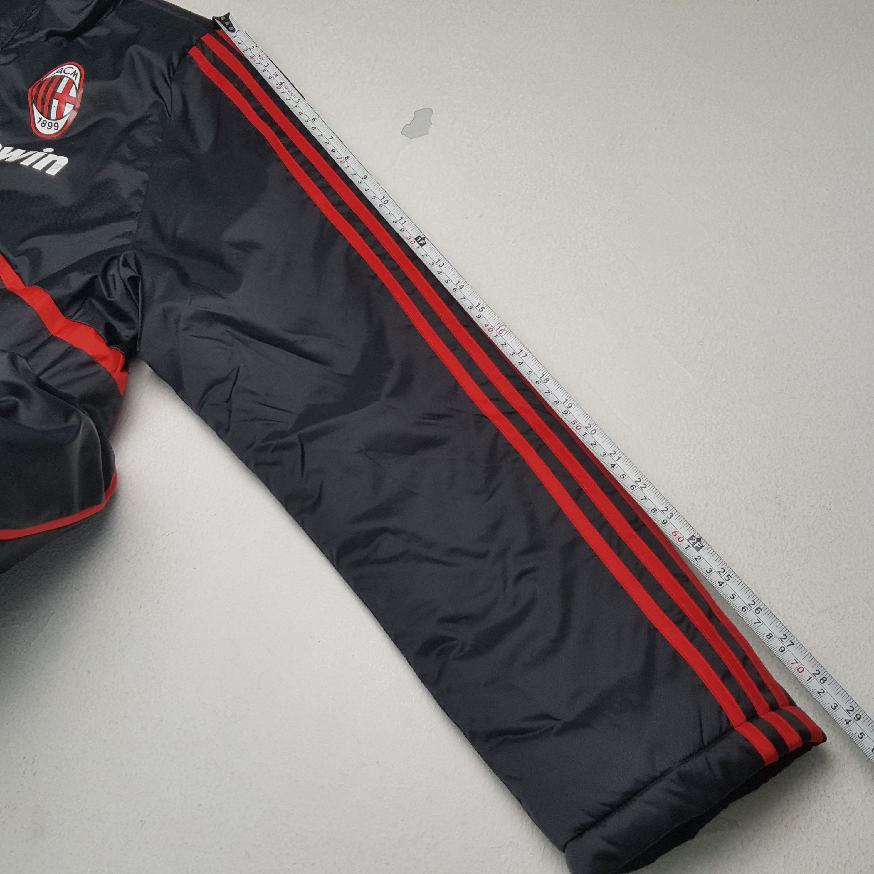 Adidas × Vintage ADIDAS AC MILAN Sportswear Winter Season Jacket Size US XL / EU 56 / 4 - 6 Thumbnail