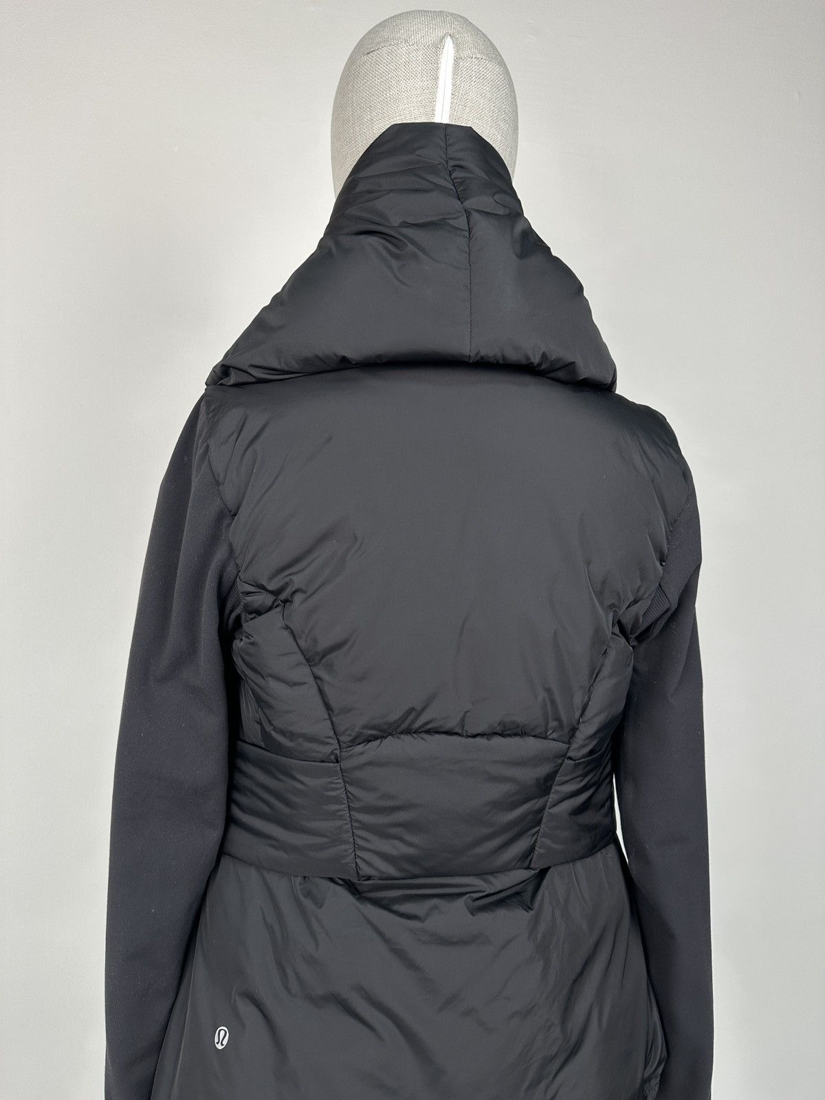 Lululemon LULULEMON Avant Garde Belted Wrap Down Jacket Women’s Black Size XS / US 0-2 / IT 36-38 - 10 Thumbnail