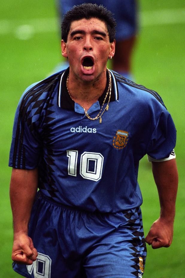 Vintage Argentina Away 1st Prod. 1994-95 Maradona #10 Soccer Jersey Size US L / EU 52-54 / 3 - 3 Thumbnail