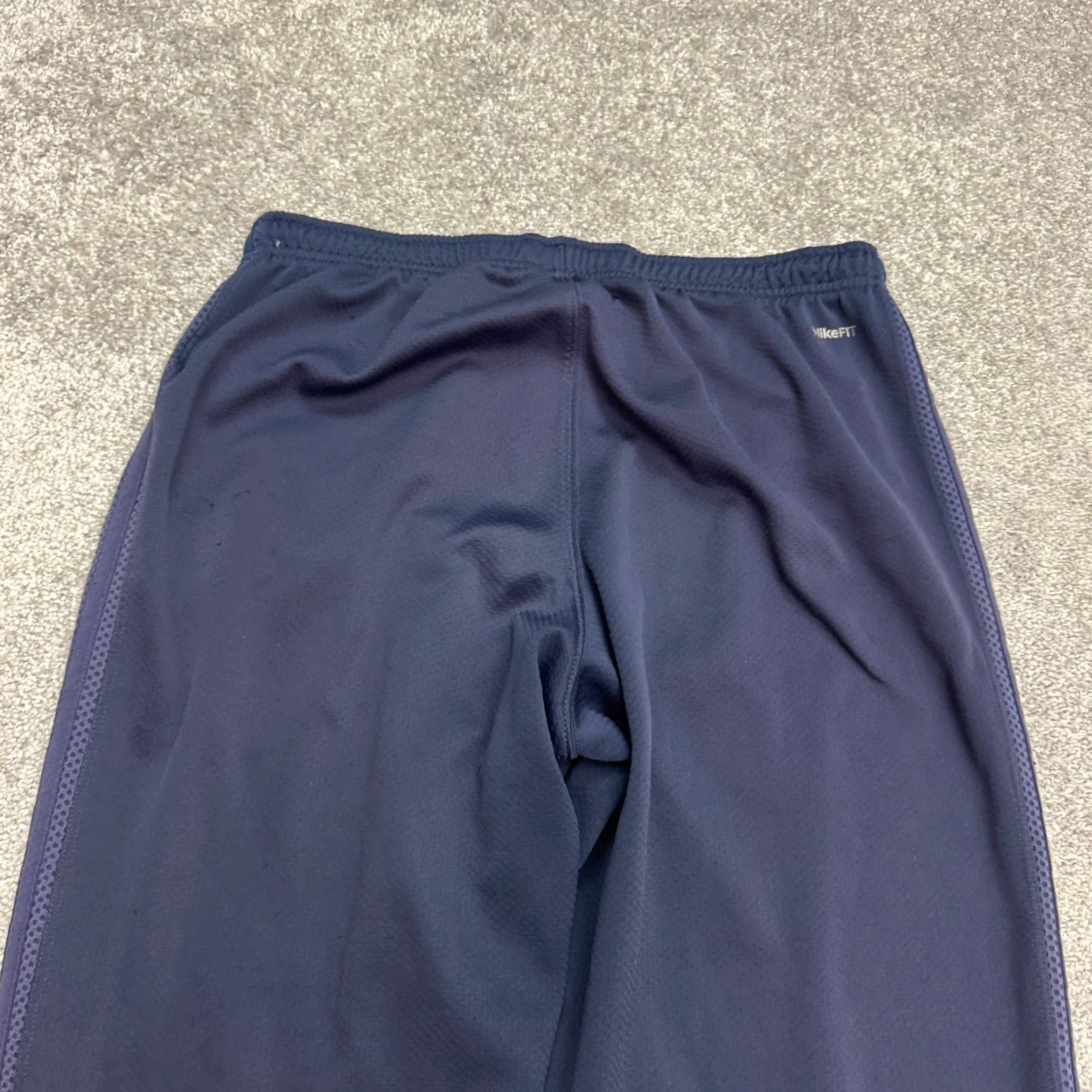 Nike Nike FIT Track Pants Mens M Navy Blue Straight Leg Ankle Zip Pockets Activewear Lightweight Size US 31 - 5 Thumbnail