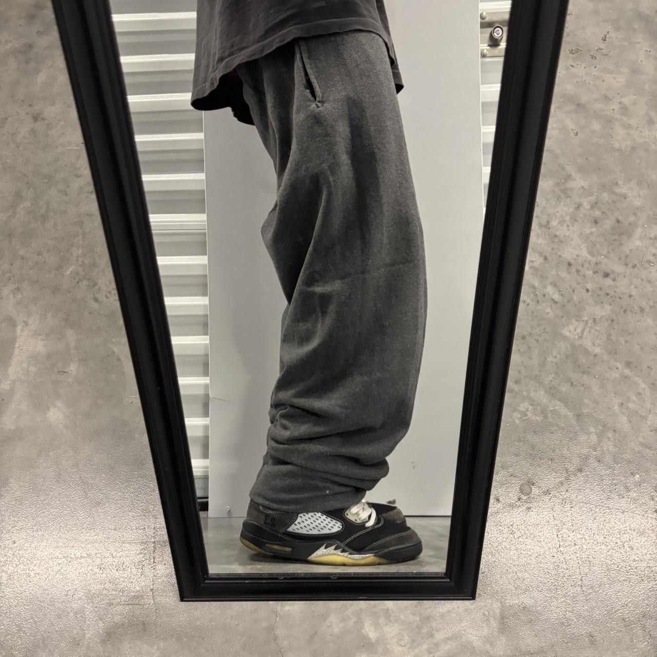 Japanese Brand × Vintage Crazy Vintage Y2K/2000s Dark Grey Essential Sweatpants! Size US 30 / EU 46 - 2 Thumbnail