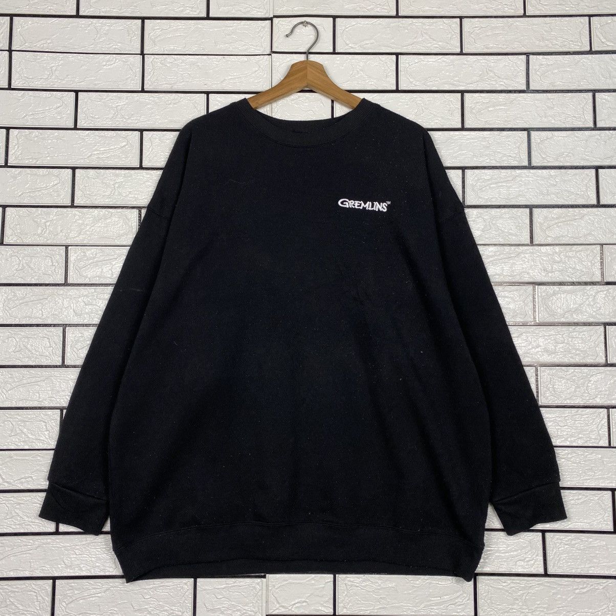 Japanese Brand Vintage Sweatshirt Movie Gremlins Big Logo Size US L / EU 52-54 / 3 - 2 Thumbnail