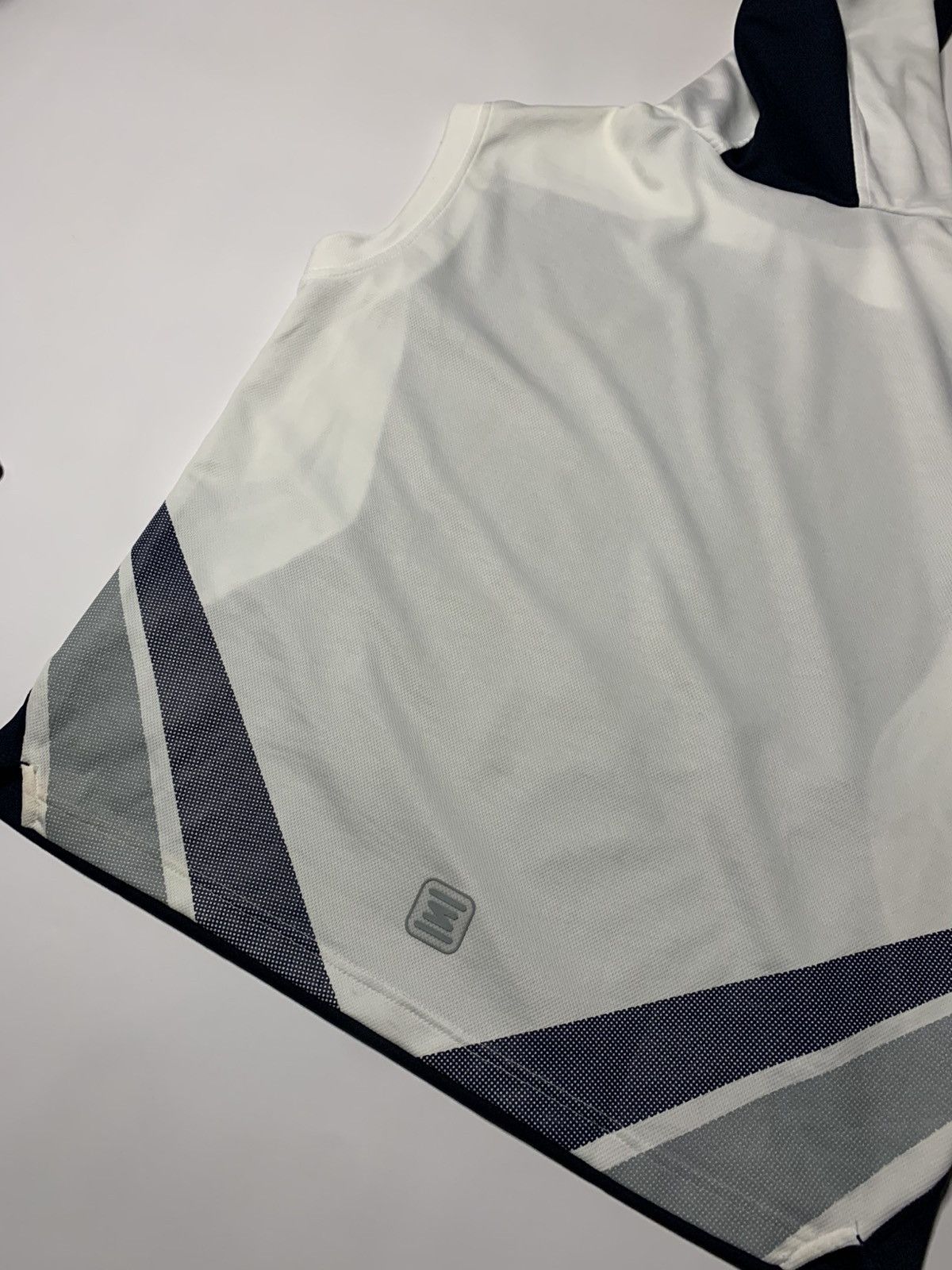 Nike nike shox vintage hooded tank top Size US M / EU 48-50 / 2 - 3 Thumbnail