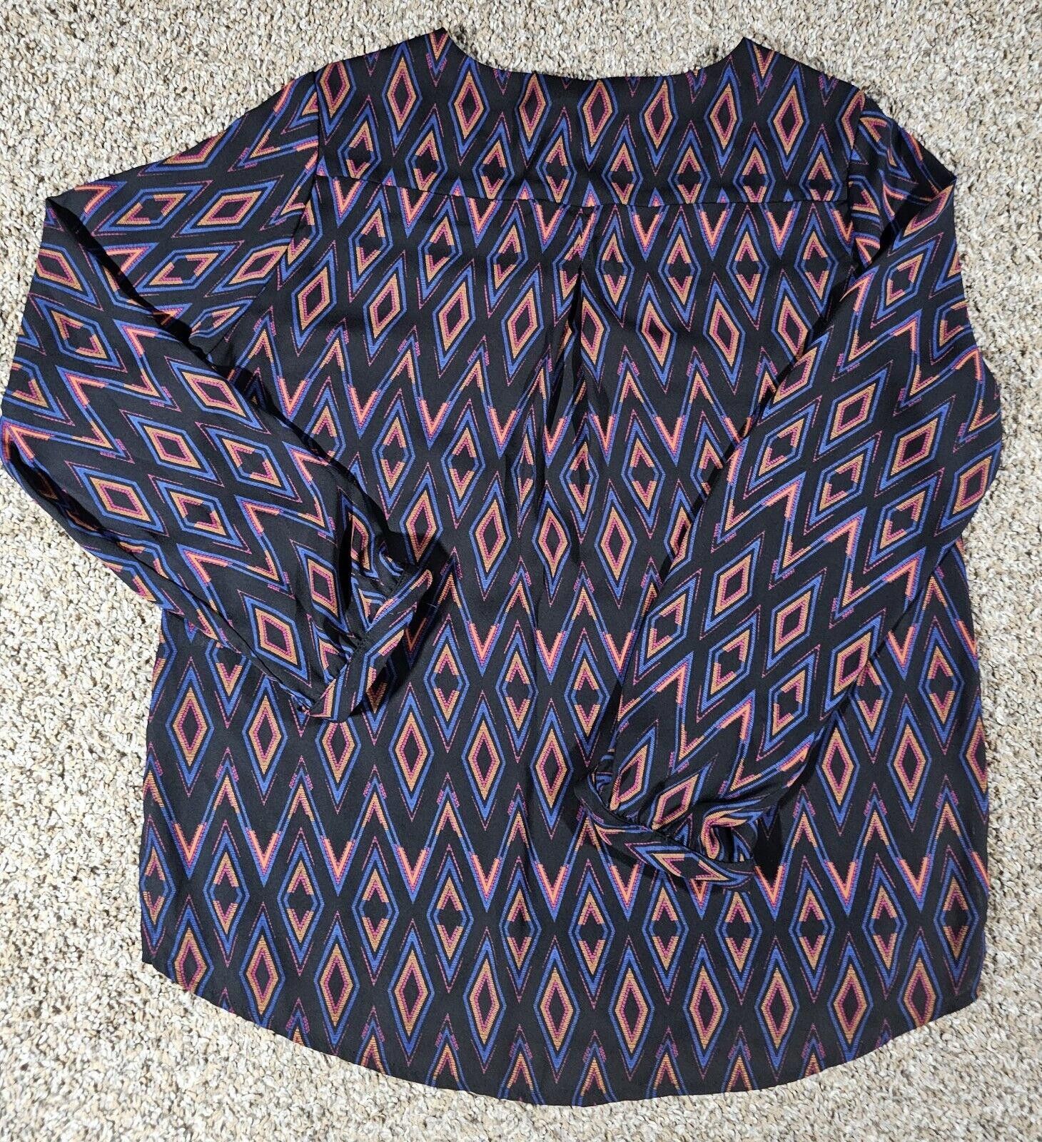 Designer Allison Joy geometric diamonds Medium vneck made in USA Size M / US 6-8 / IT 42-44 - 8 Thumbnail