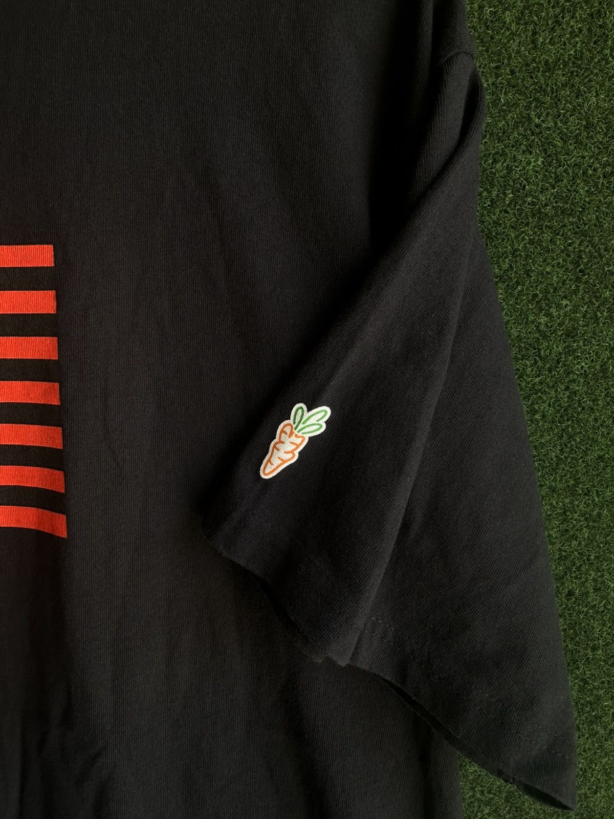 Carrots by Anwar Carrots Carrots Juneteeth Flag T-shirt Medium Size US M / EU 48-50 / 2 - 2 Thumbnail