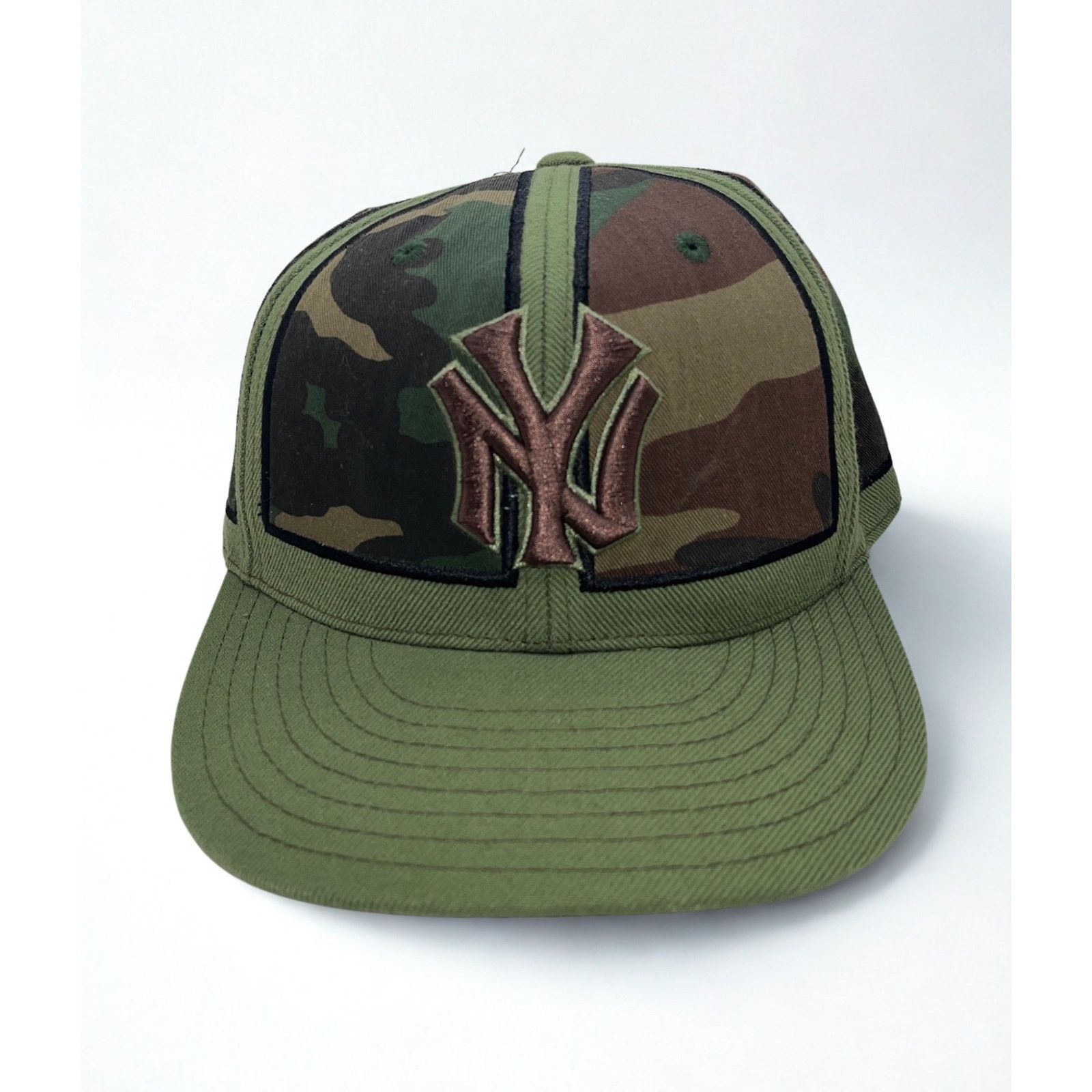 American Needle New York Yankees MLB Camo Fitted Hat 7 1/4 American Needle Size ONE SIZE - 4 Thumbnail
