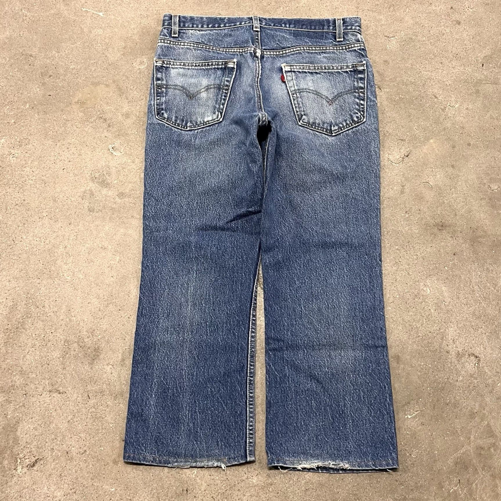 Vintage Levi's 517 Jeans Mens 34x32 Boot Cut Zip Fly USA Denim Cotton 5-Pocket Design Inseam 32 Regular Fit Bootcut Blue 34 90s Vtg Made USA