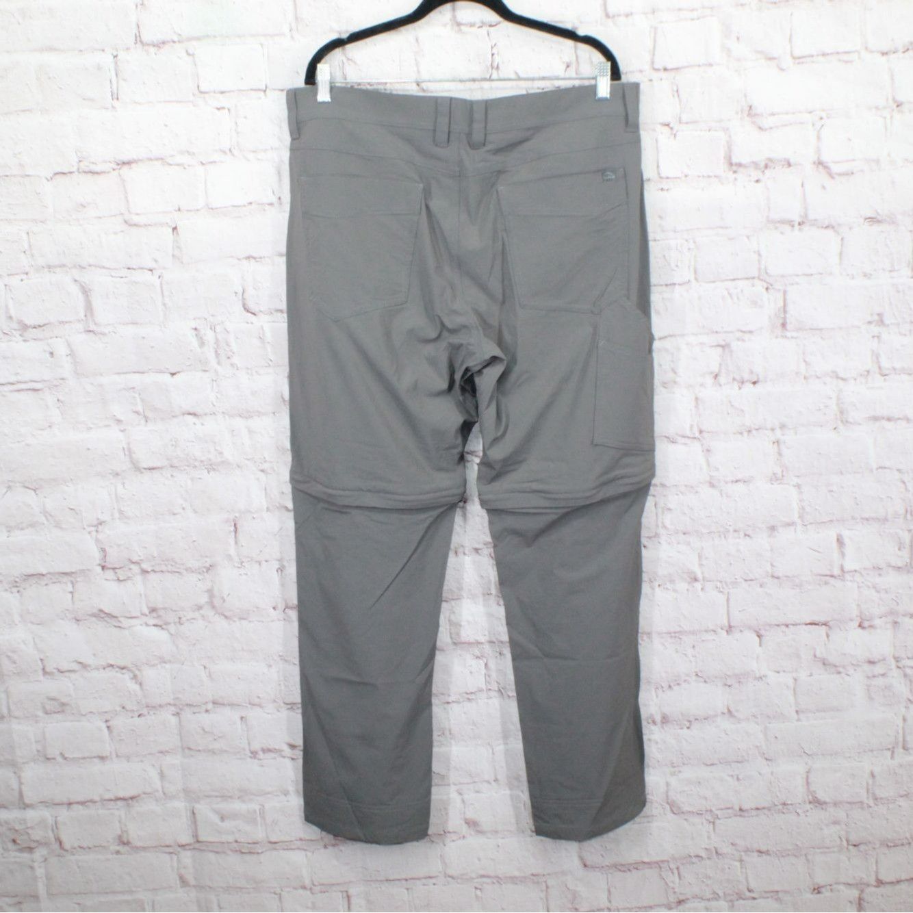 L.L. Bean LL Bean Men's No Fly Zone Zip Off Pants Gray Size US 38 / EU 54 - 6 Thumbnail