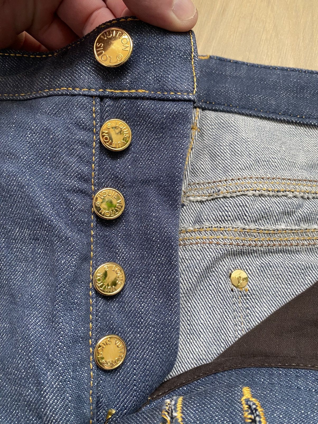 Louis Vuitton Louis Vuitton dark blue men's jeans Size US 33 - 11 Thumbnail