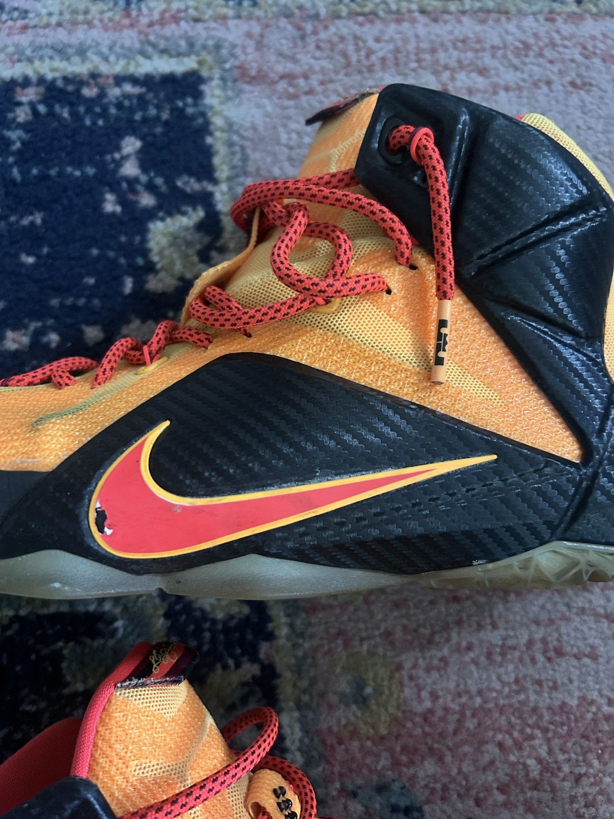 Nike Nike LeBron 12 Witness CLE Size US 11 / EU 44 - 2 Thumbnail