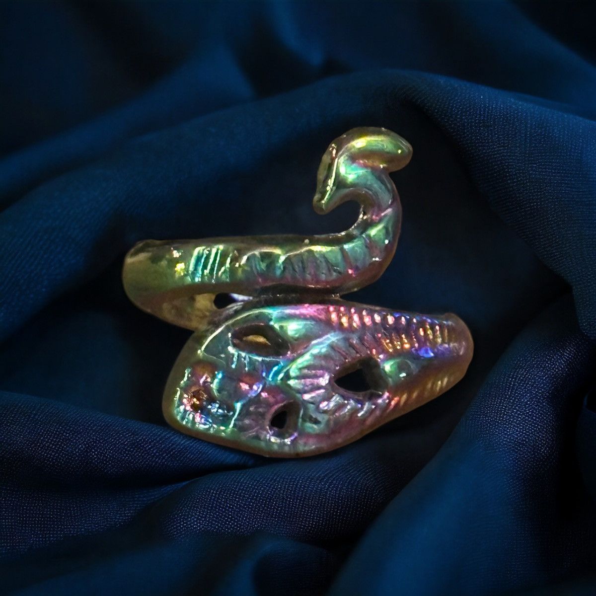 Other Iridescent peacock crochet knitting ring Size ONE SIZE - 1 Thumbnail