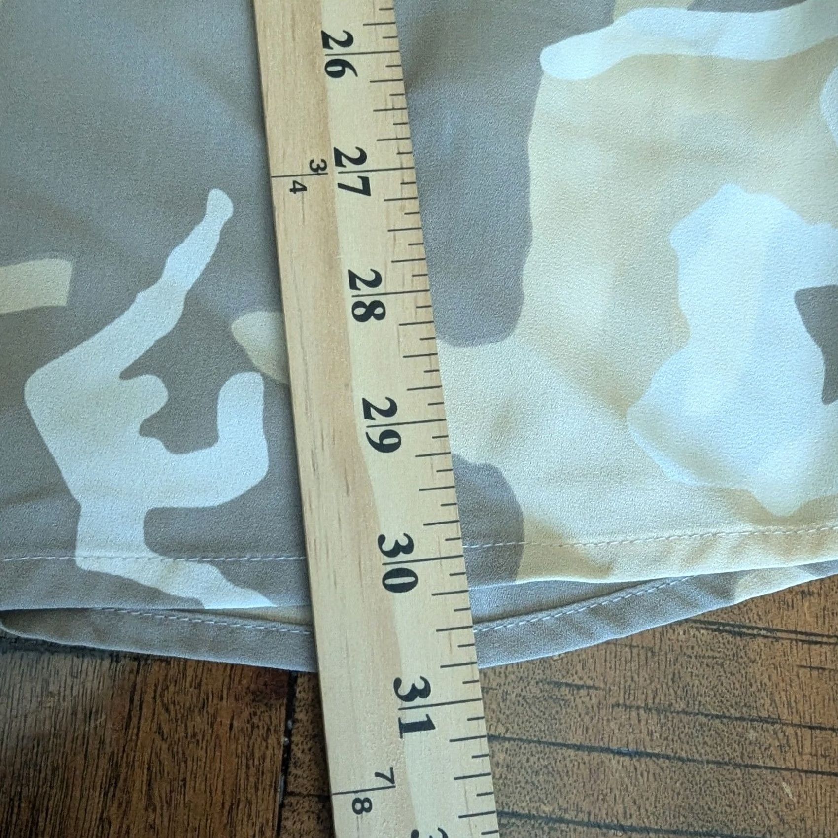 Vintage Joan Rivers Tunic Top Tan Camo Print Button Up Long Sleeve 22W Neutral Office Size 3XL / US 20-22 - 7 Thumbnail