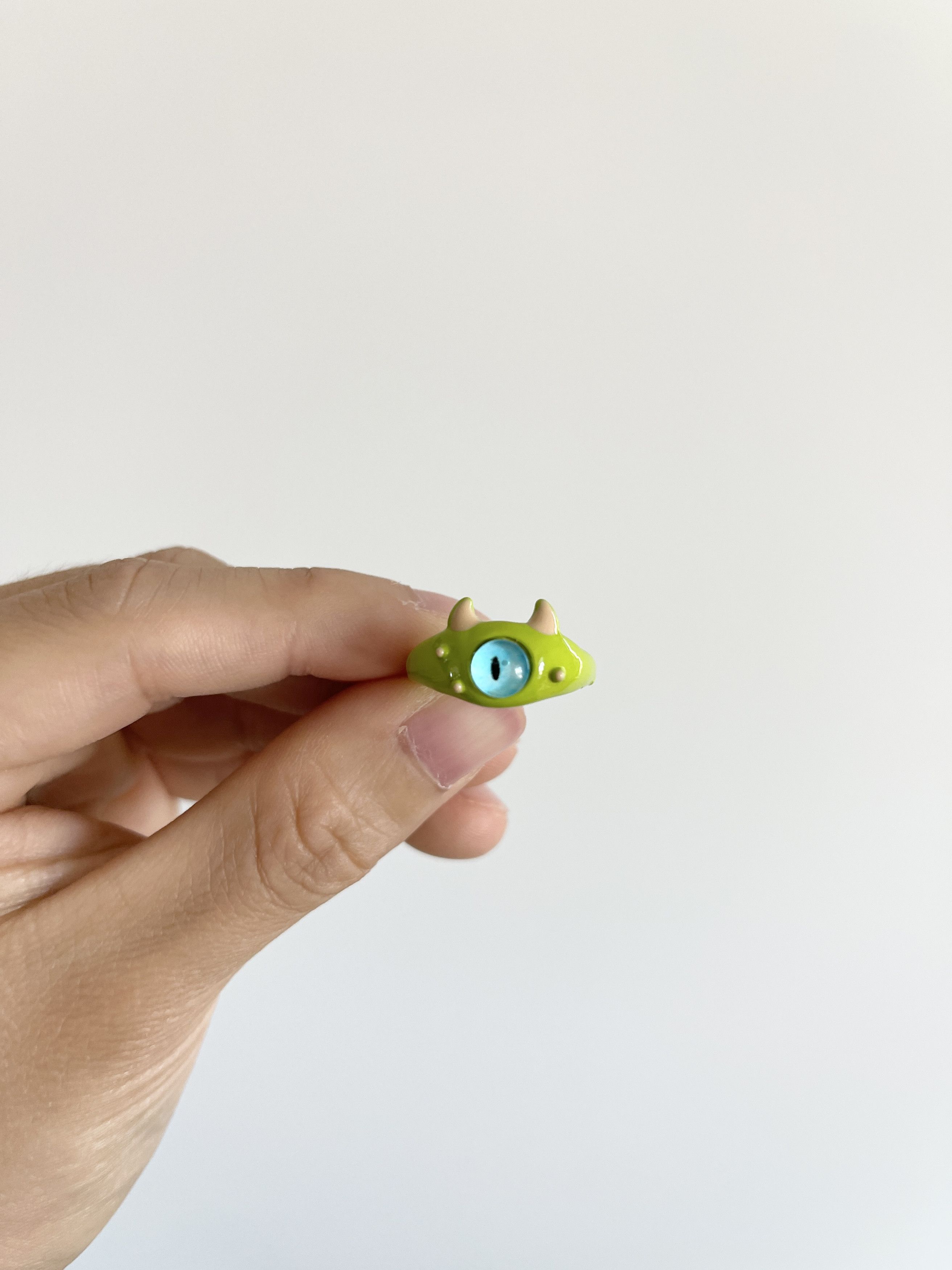 Japanese Brand × Vintage STEAL! Y2K Japan Baby Evil Monster Eye Ring Size ONE SIZE - 1 Thumbnail