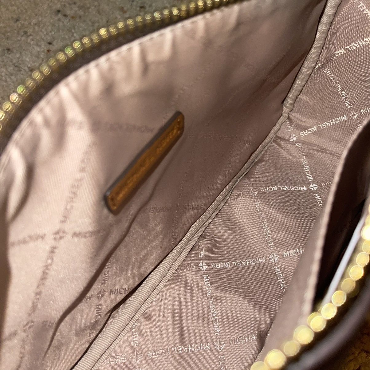 Michael Kors Michael Kors JET SET Medium Pouchette ‘Brown’ - BRAND NEW Size ONE SIZE - 7 Thumbnail