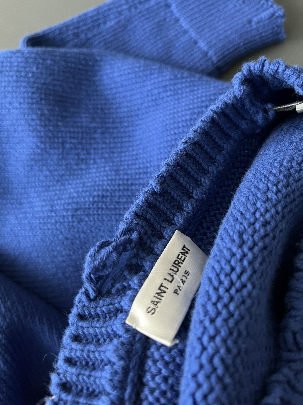 Saint Laurent Paris Super Runway Saint Laurent Sweater Distressed Size US L / EU 52-54 / 3 - 3 Thumbnail